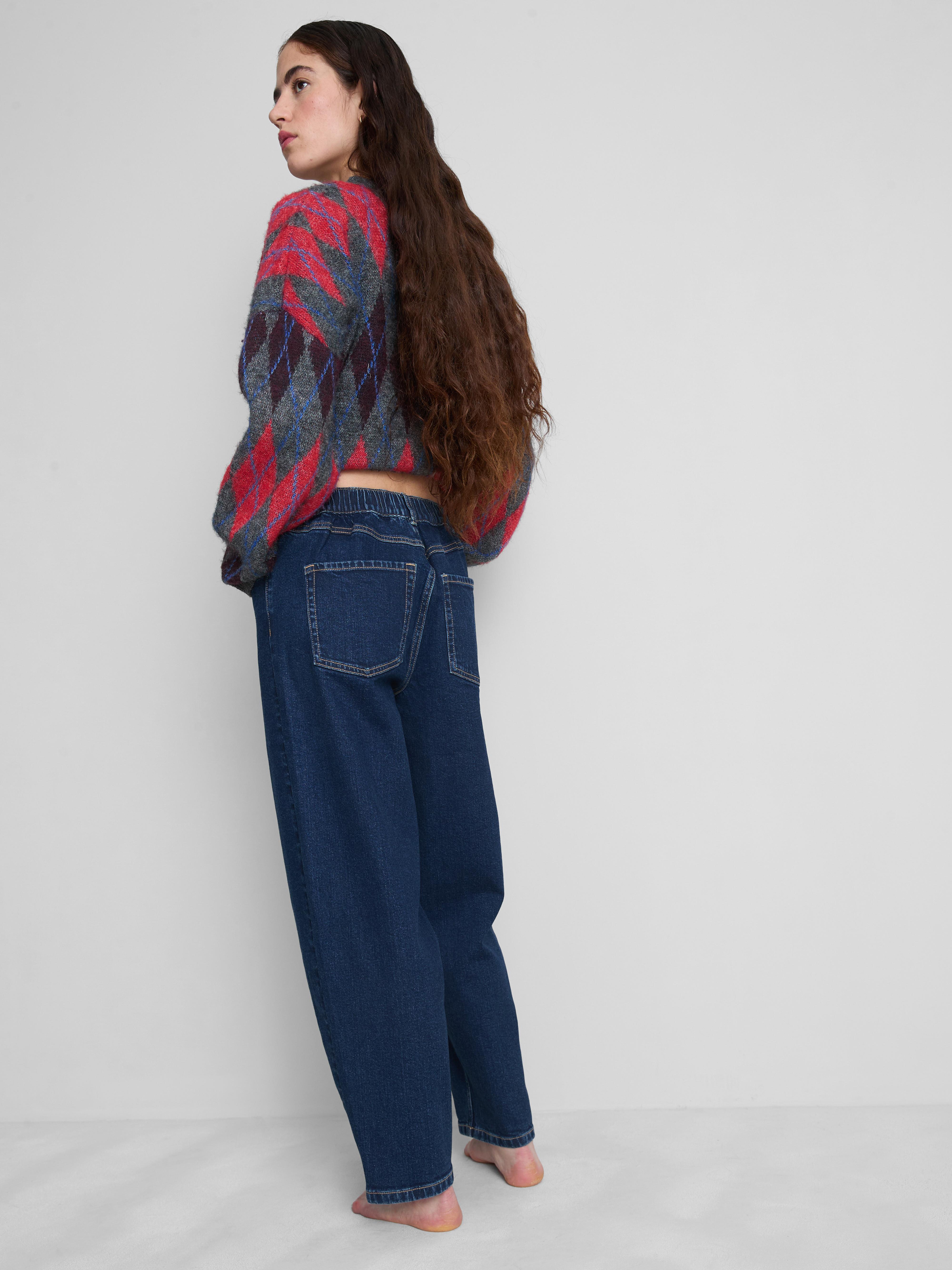 Denim-Jeans mit hohem Bund und konischer Form