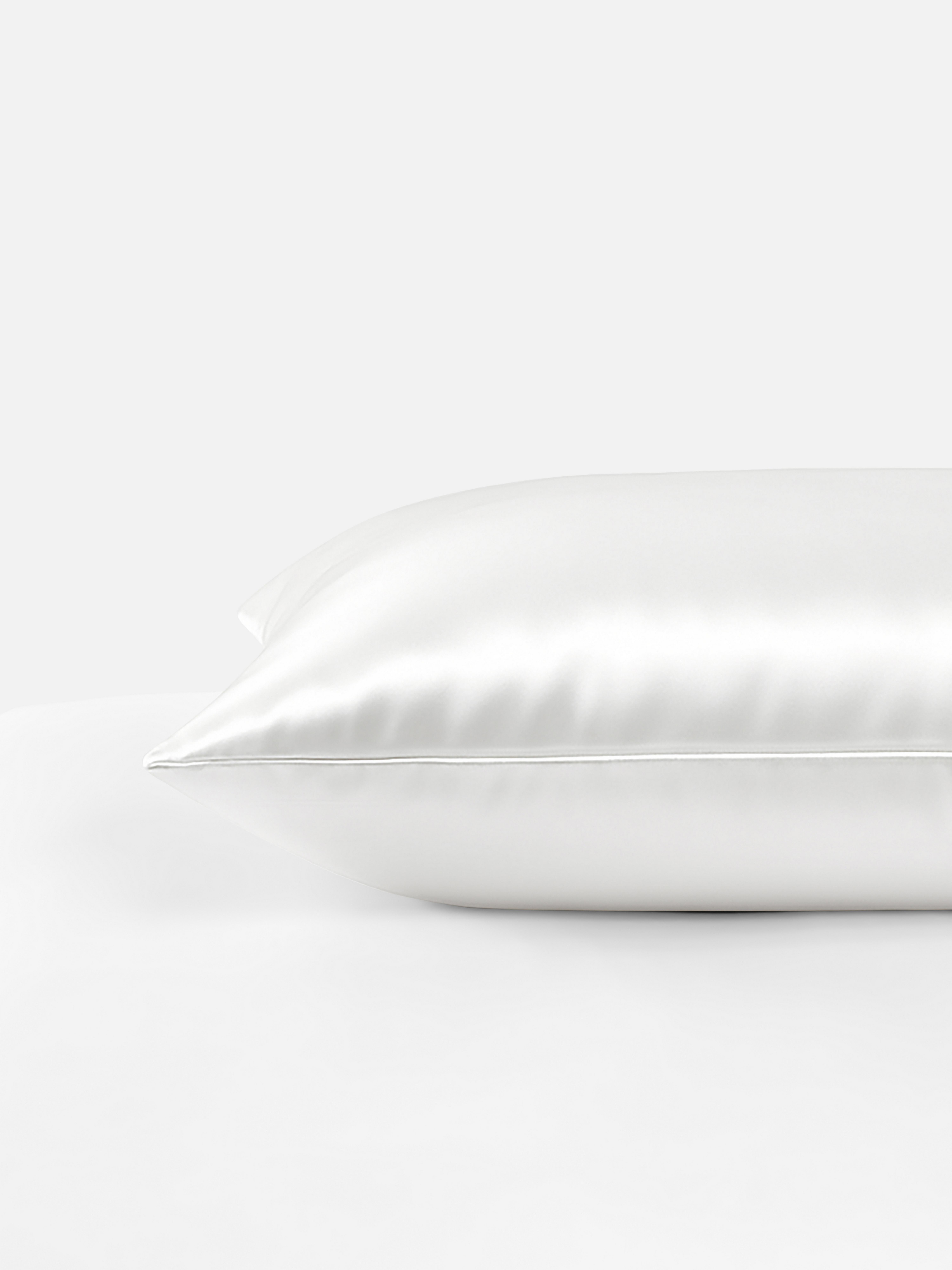 Funda de almohada de seda pura de The Edit