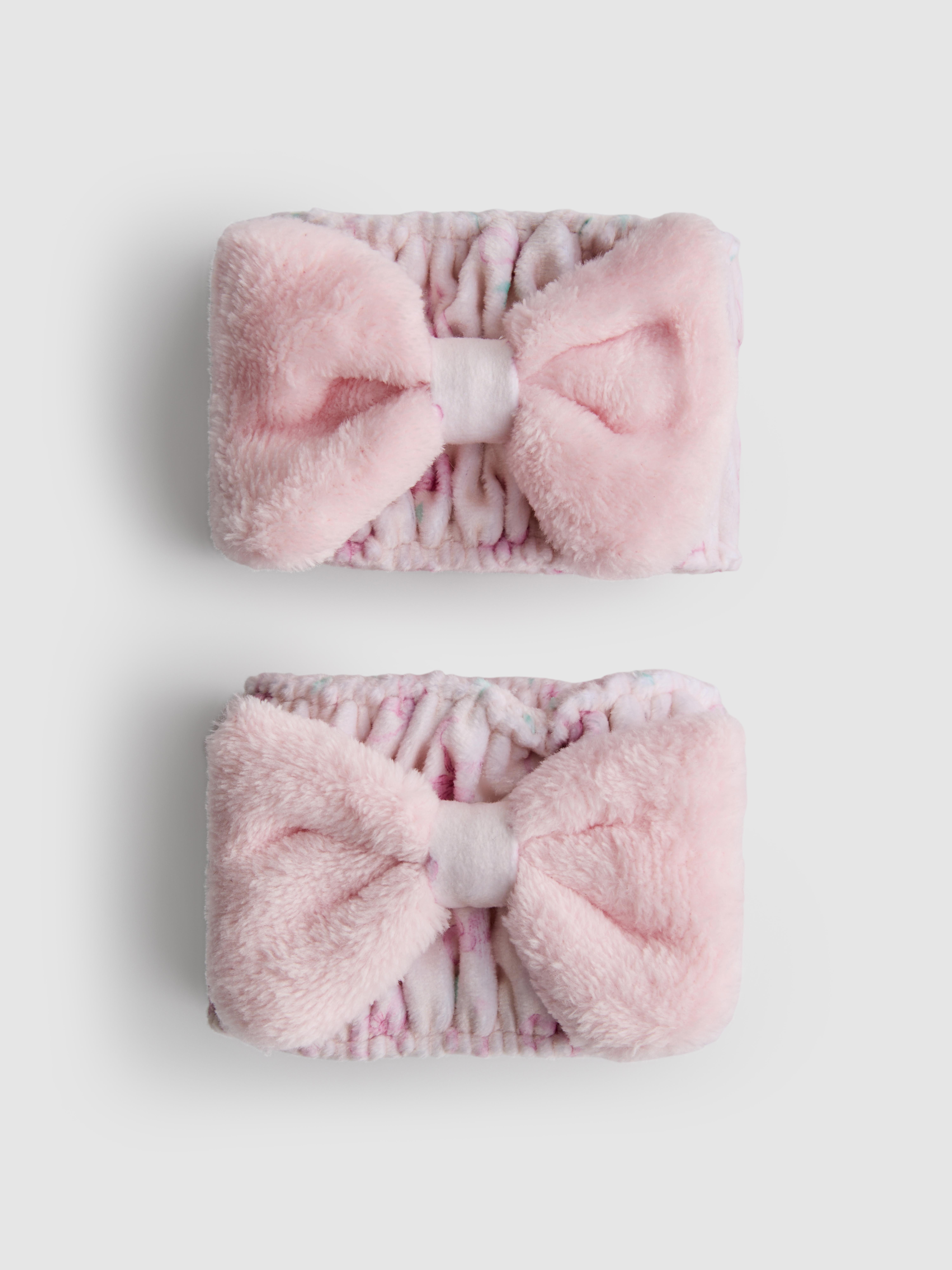 PS... Bow Wrist Washbands