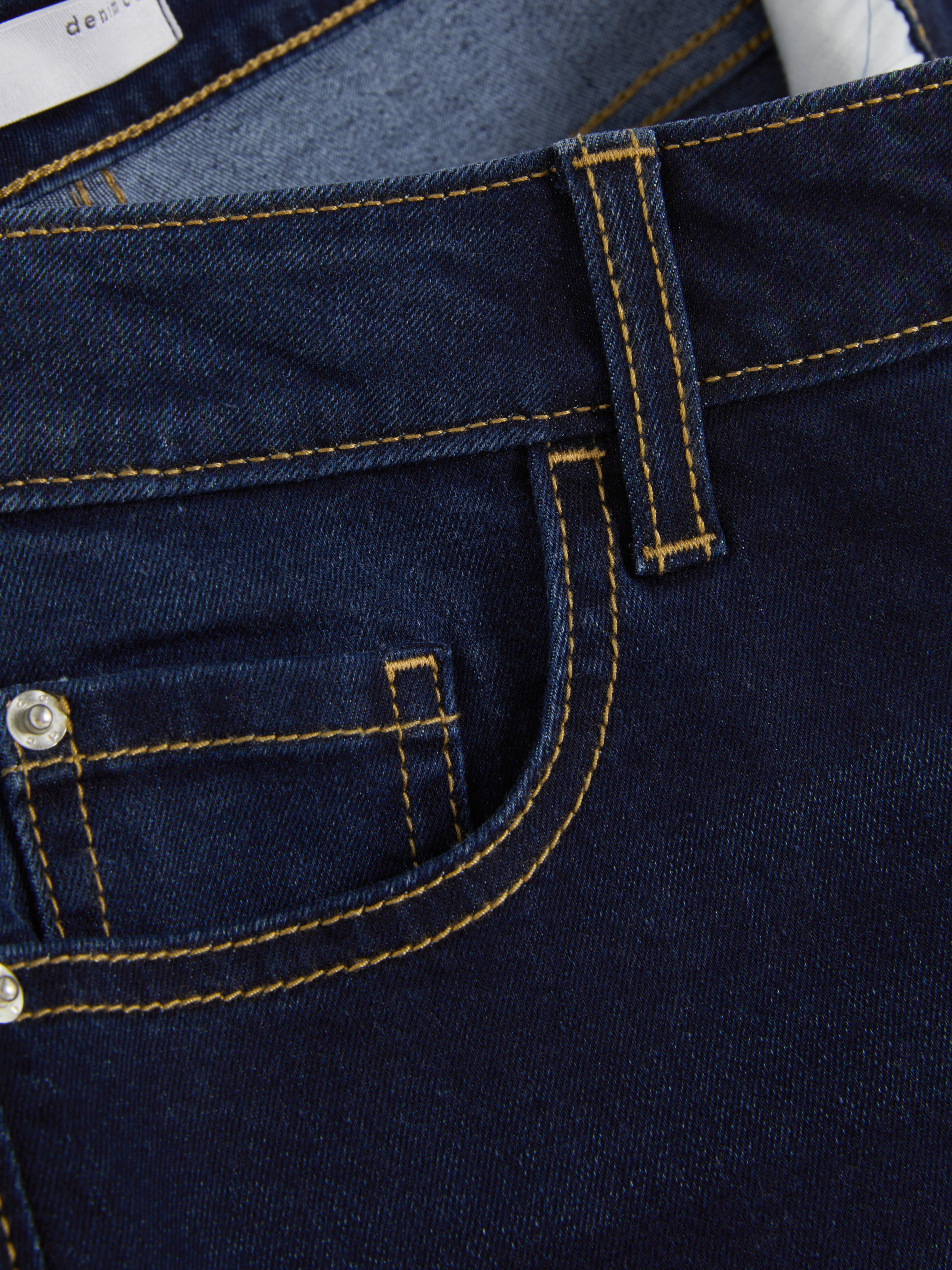 MAJOR FIND | Mid-Rise Flared Leg Jeans | Short - Long Lengths