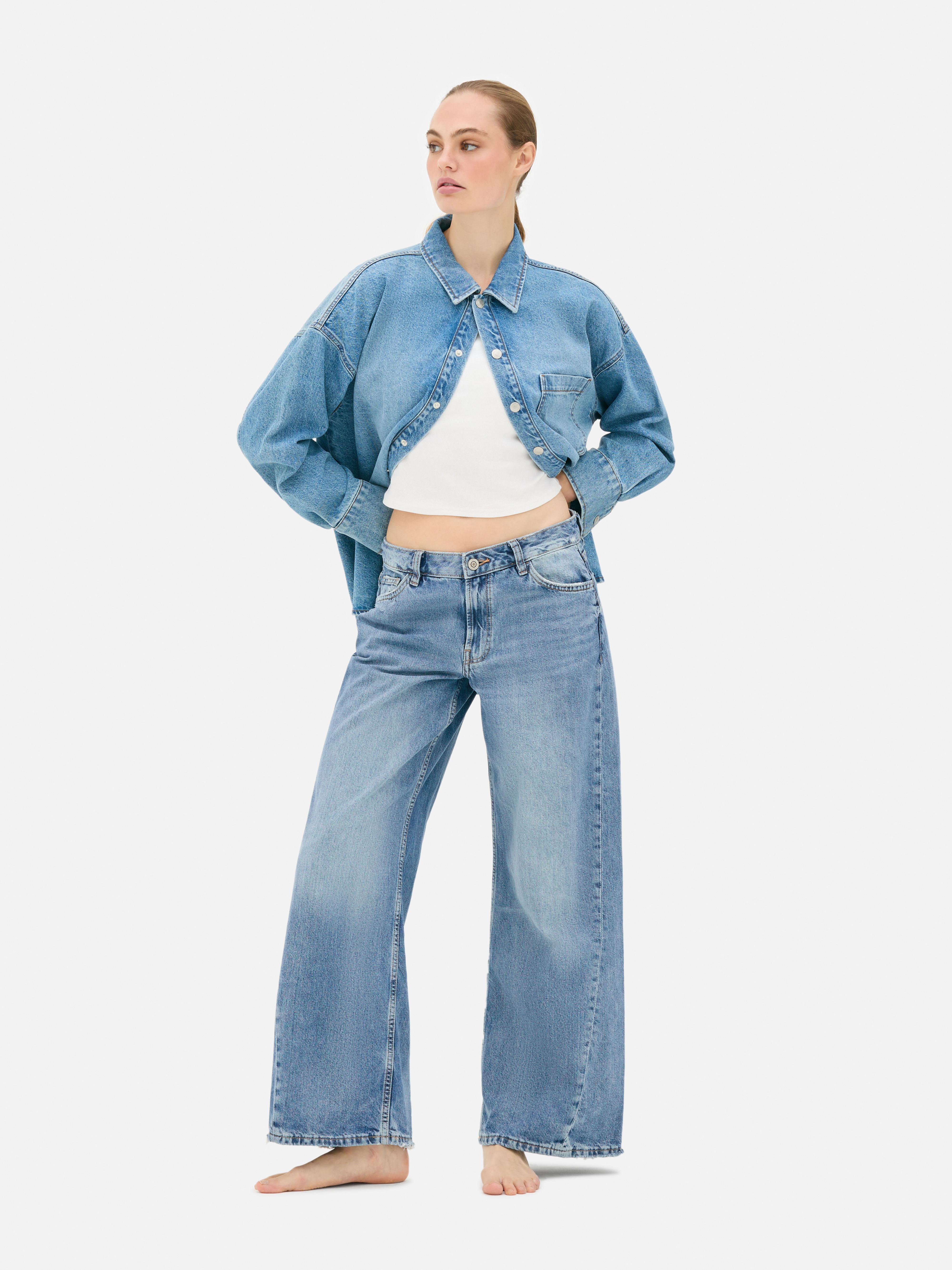 Mid-Rise Baggy Jeans