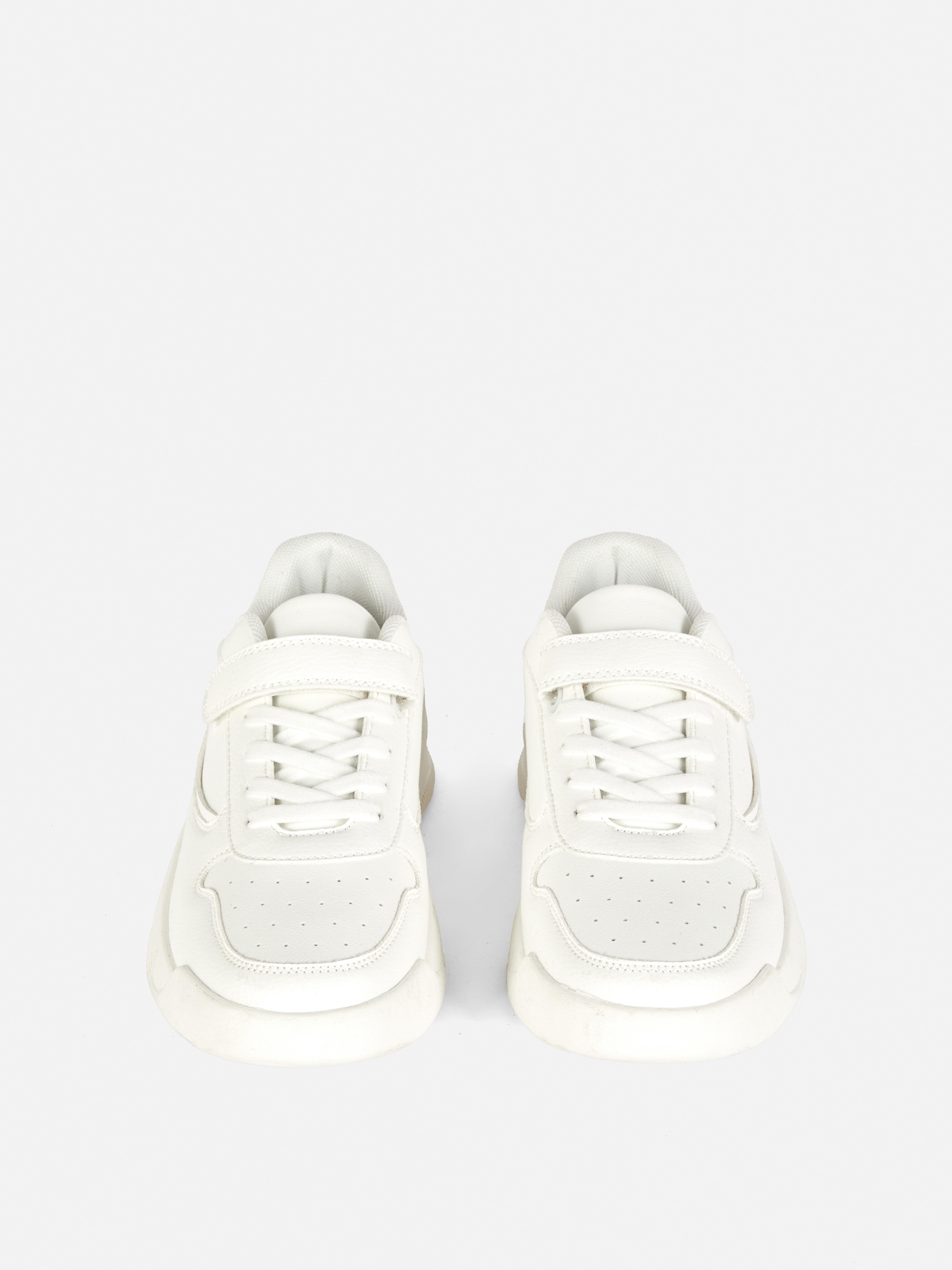 Low-Top Trainers