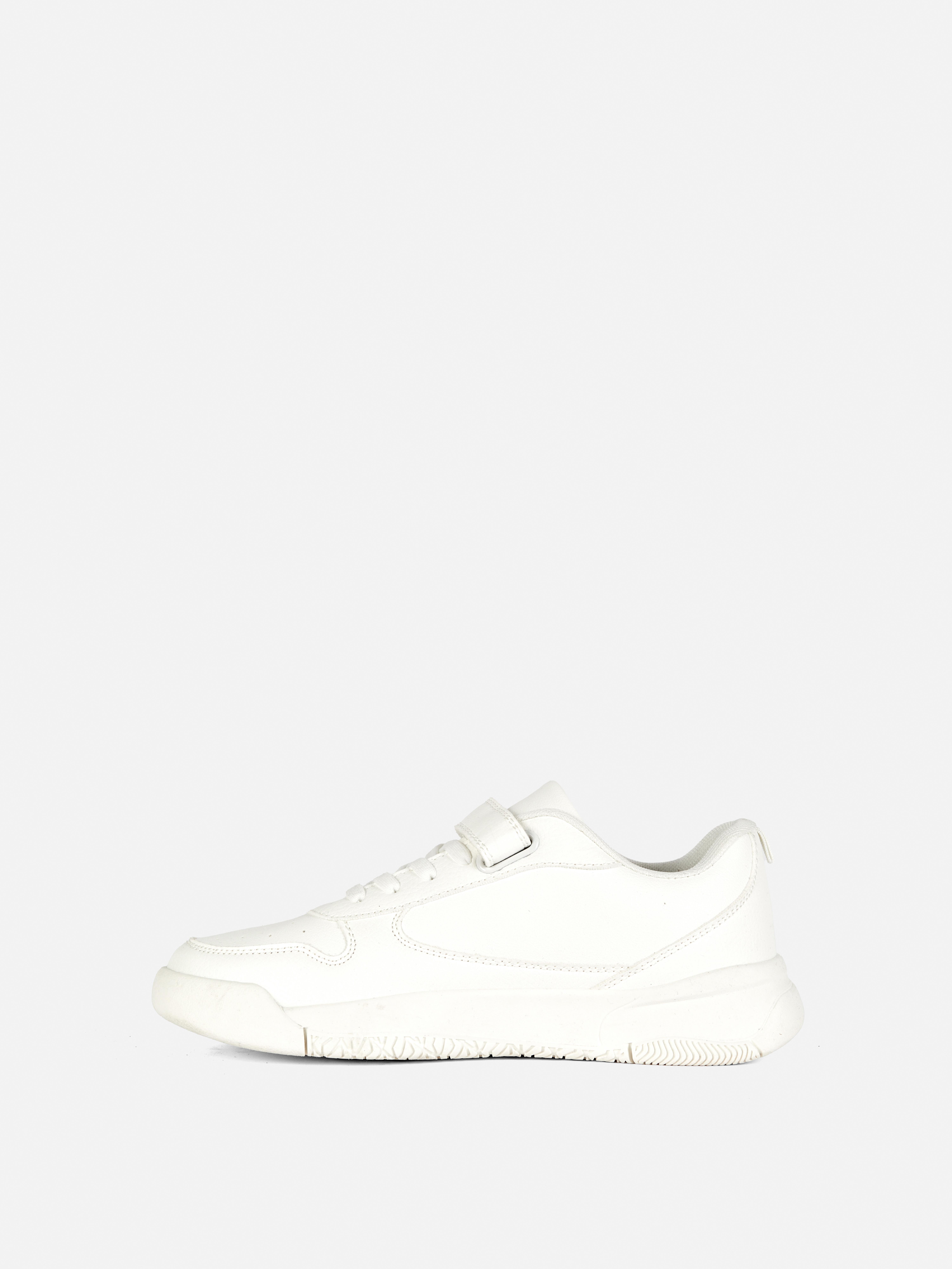 Low-Top Trainers