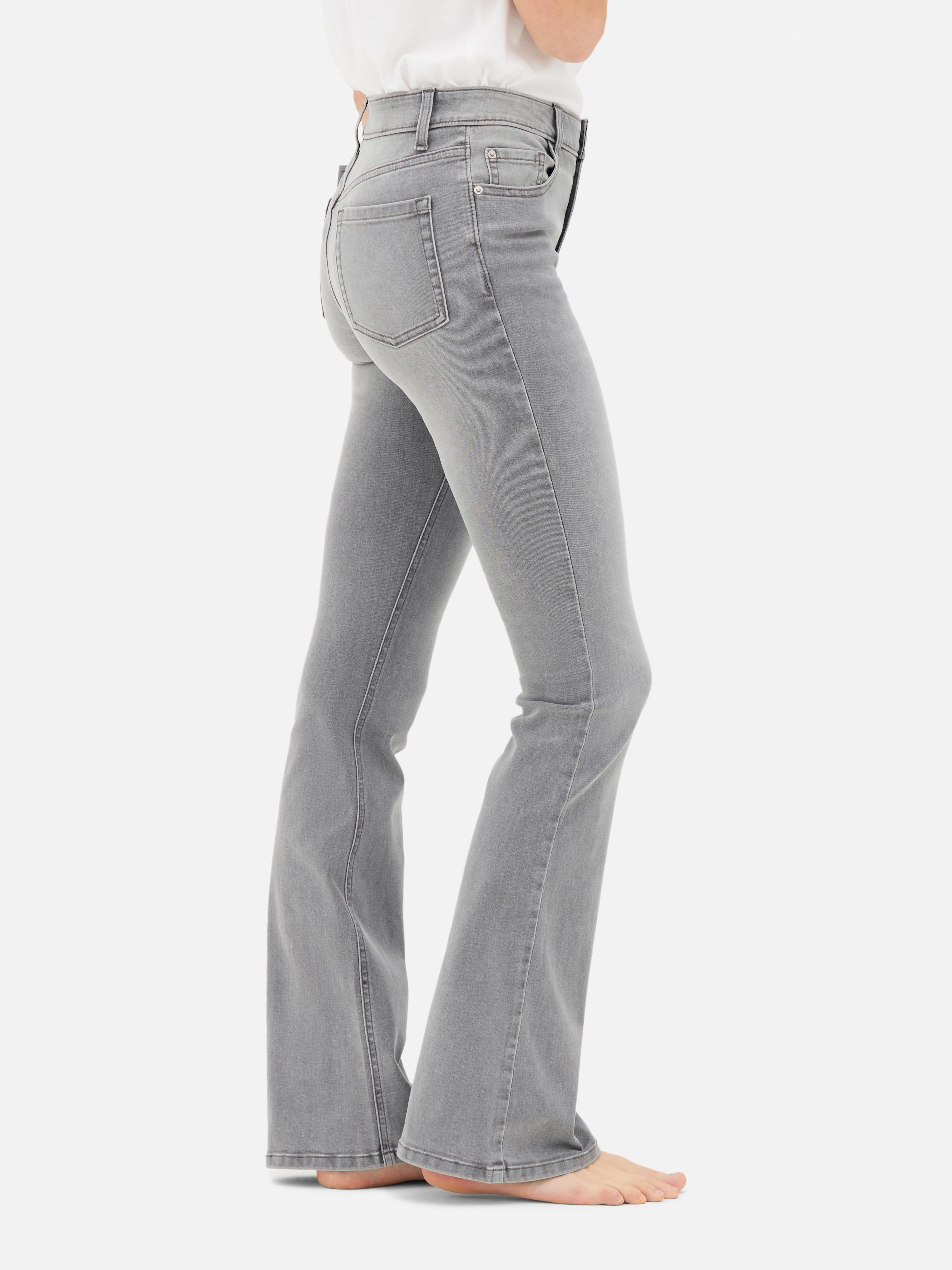 MAJOR FIND | Mid-Rise Flared Leg Jeans | Short - Long Lengths