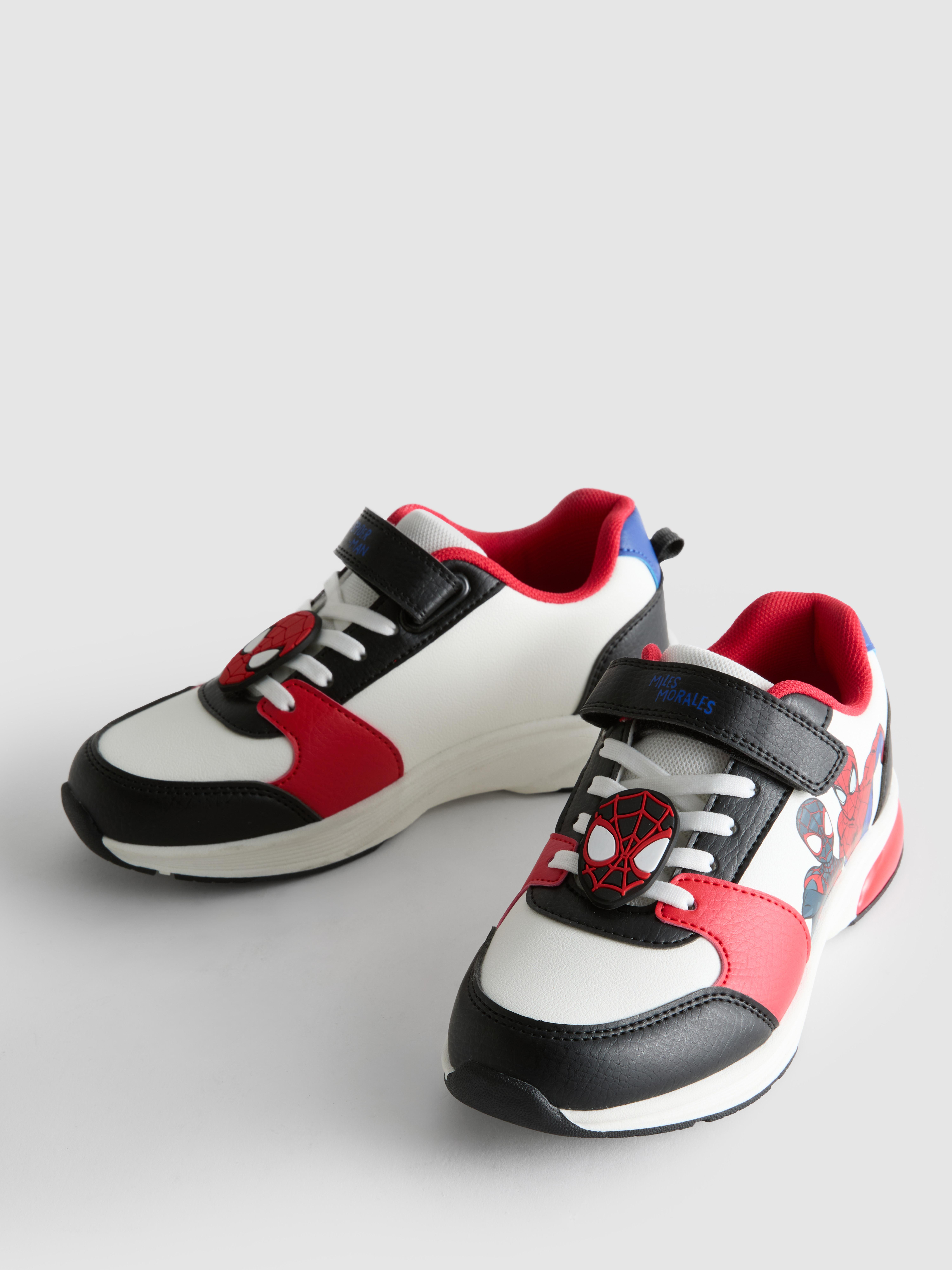 MARVEL Spider-Man Light Up Low-Top Trainers