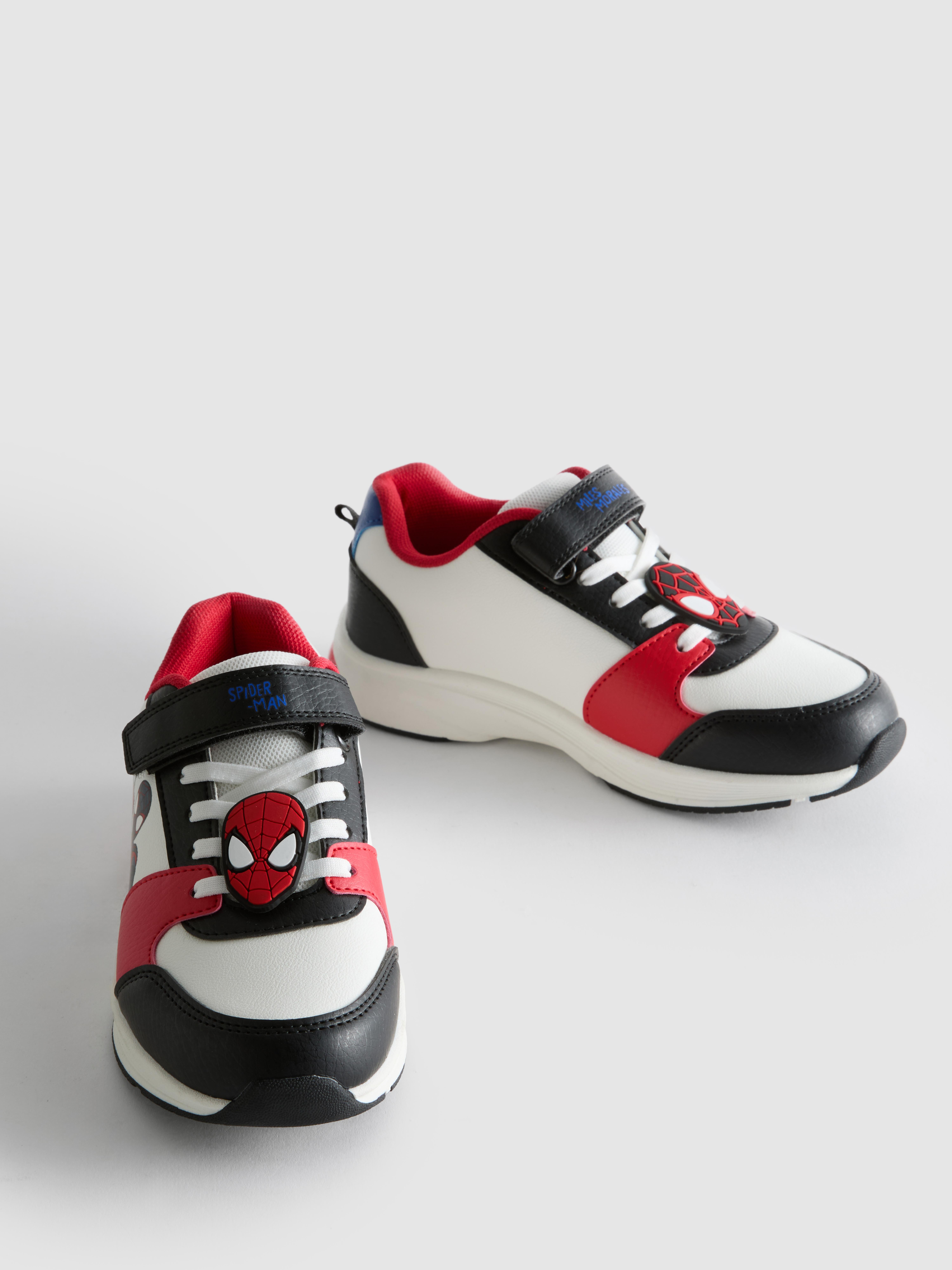 MARVEL Spider-Man Light Up Low-Top Trainers