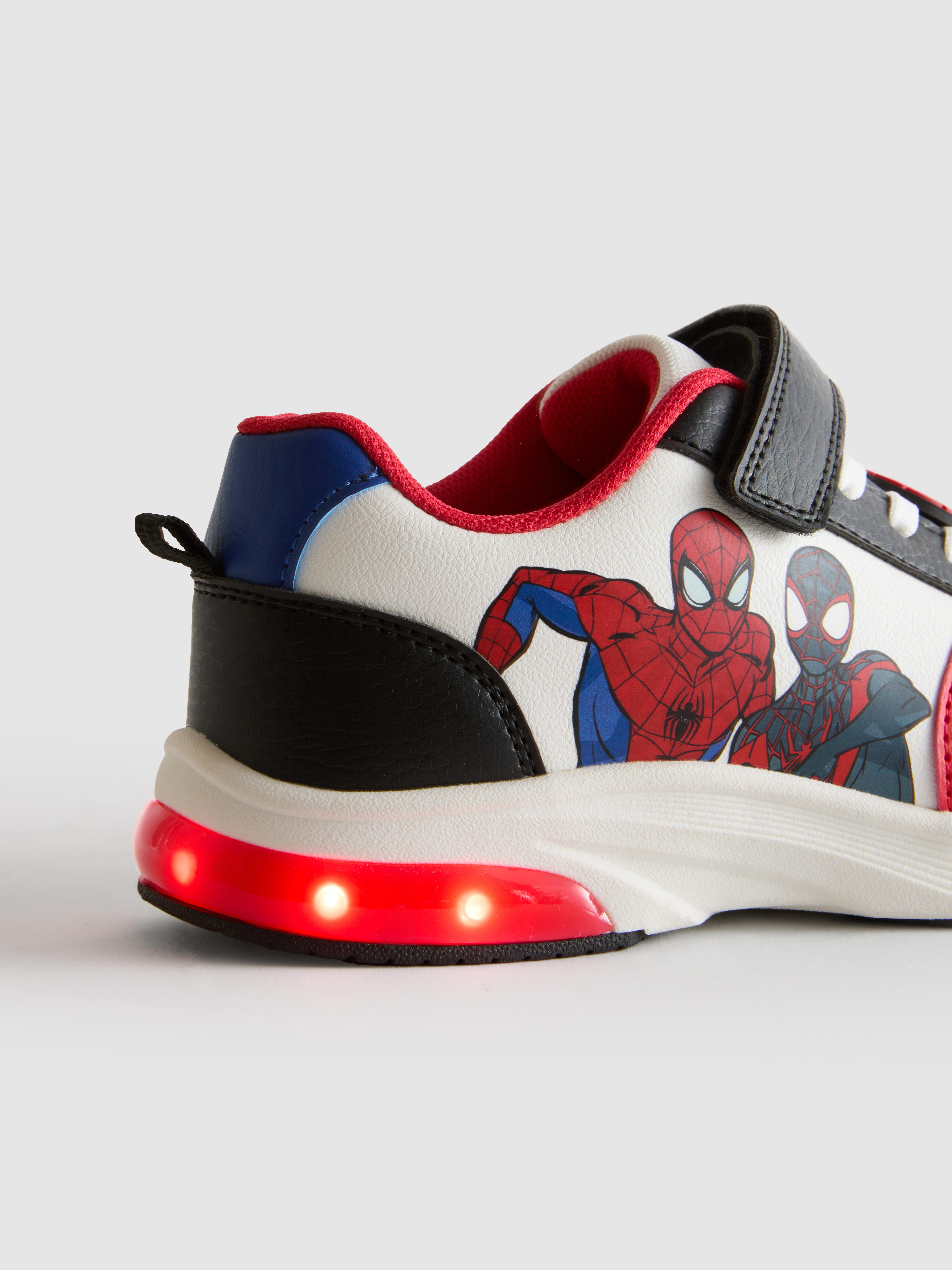 MARVEL Spider-Man Light Up Low-Top Trainers