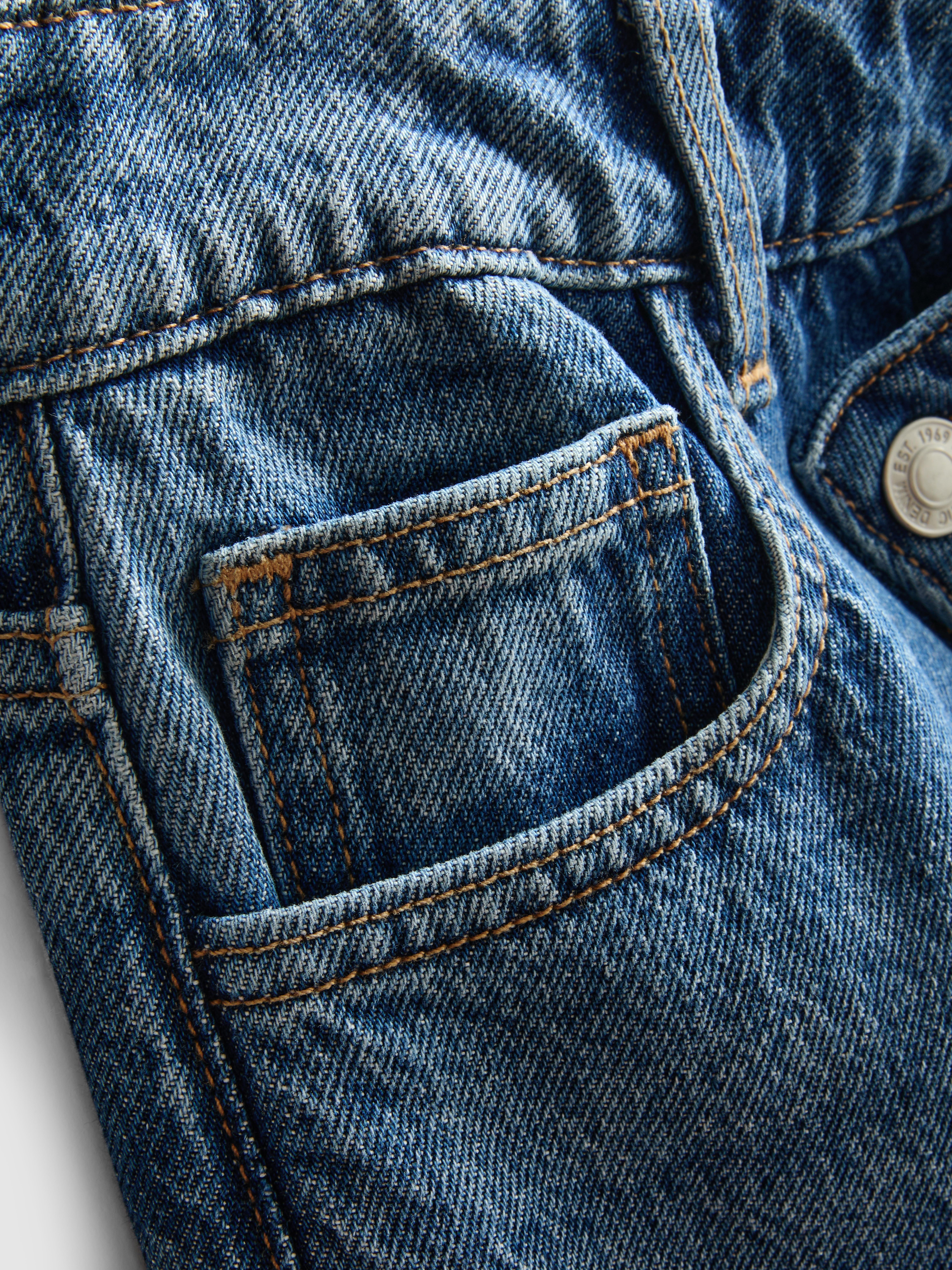 Asymmetric Waistband Straight Leg Jeans