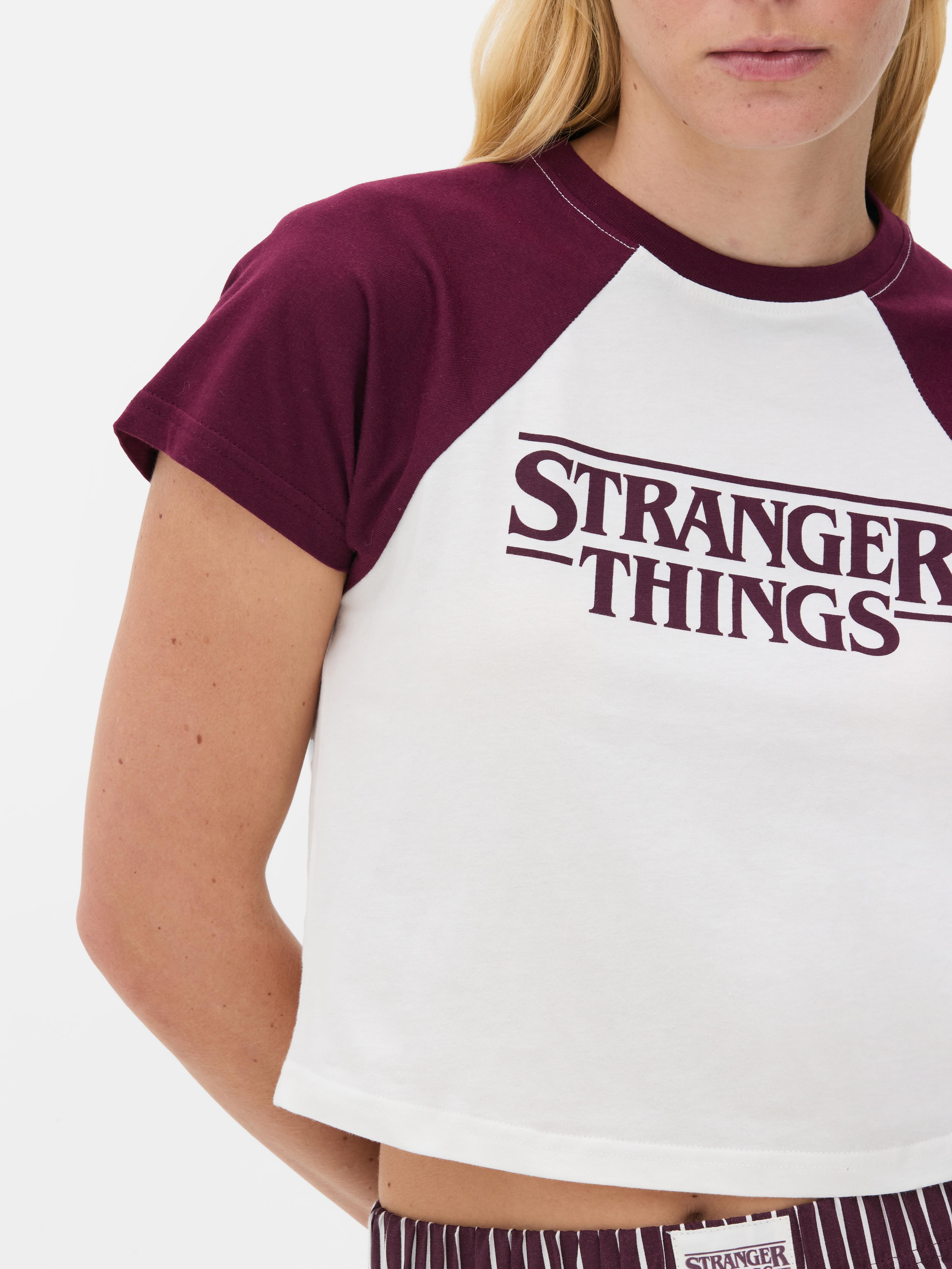 Pigiama corto in raglan Stranger Things