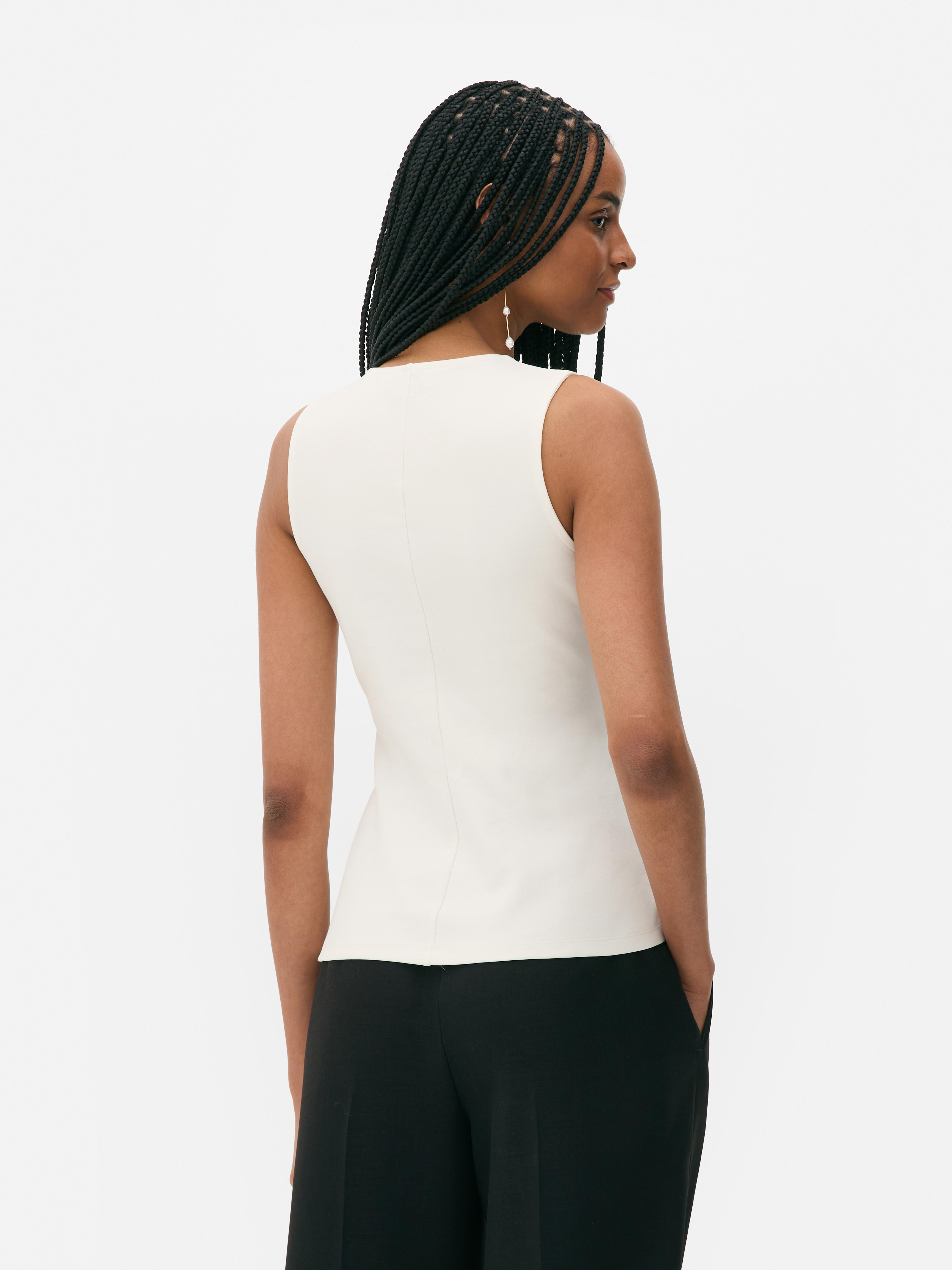 売れ筋商品|||オニール カットソー トップス レディース Juniors' Blanche Woven V-Neck Peplum Tank Top Cayenne 10893113-S03-