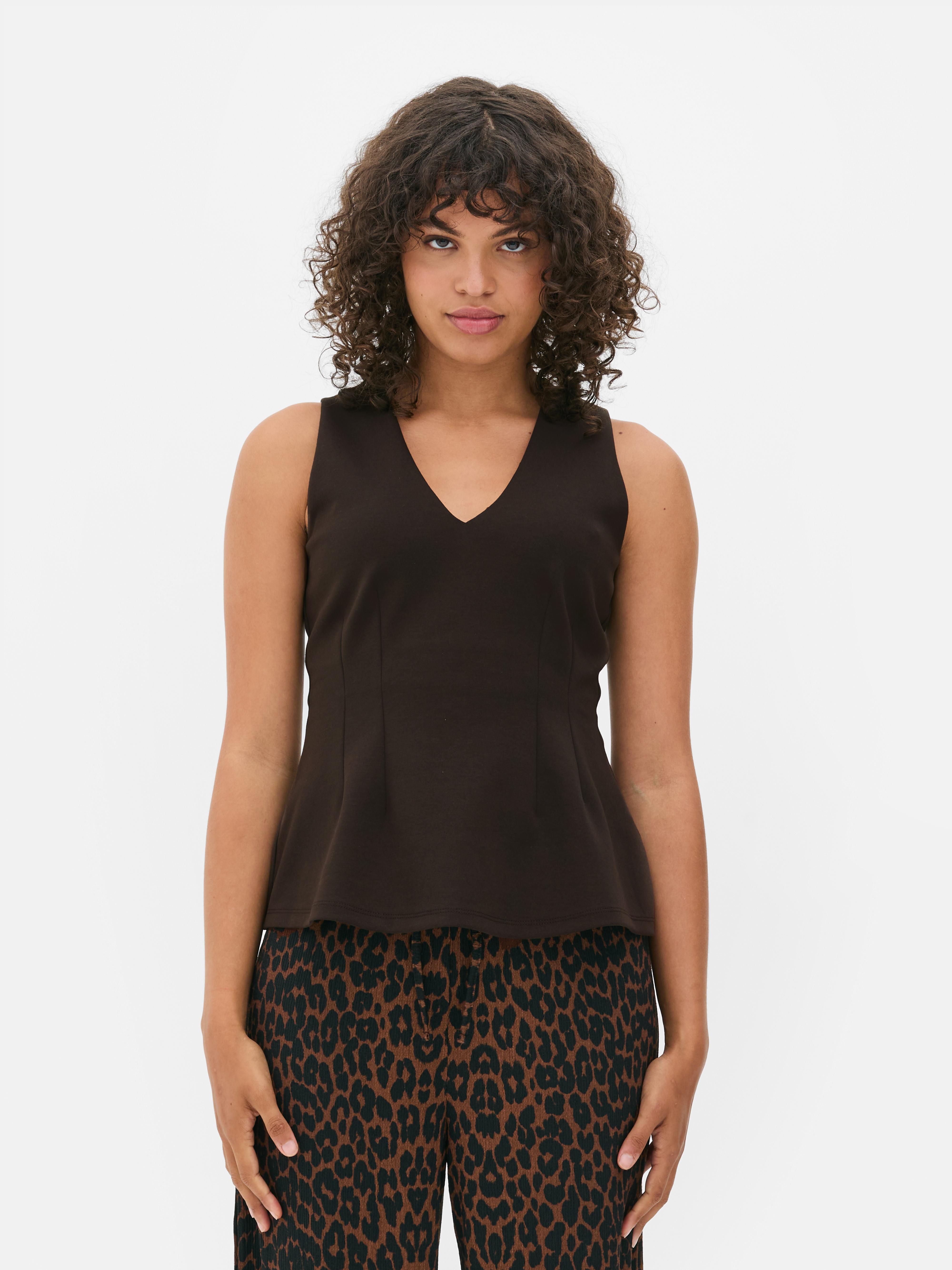 Top s/ mangas peplum