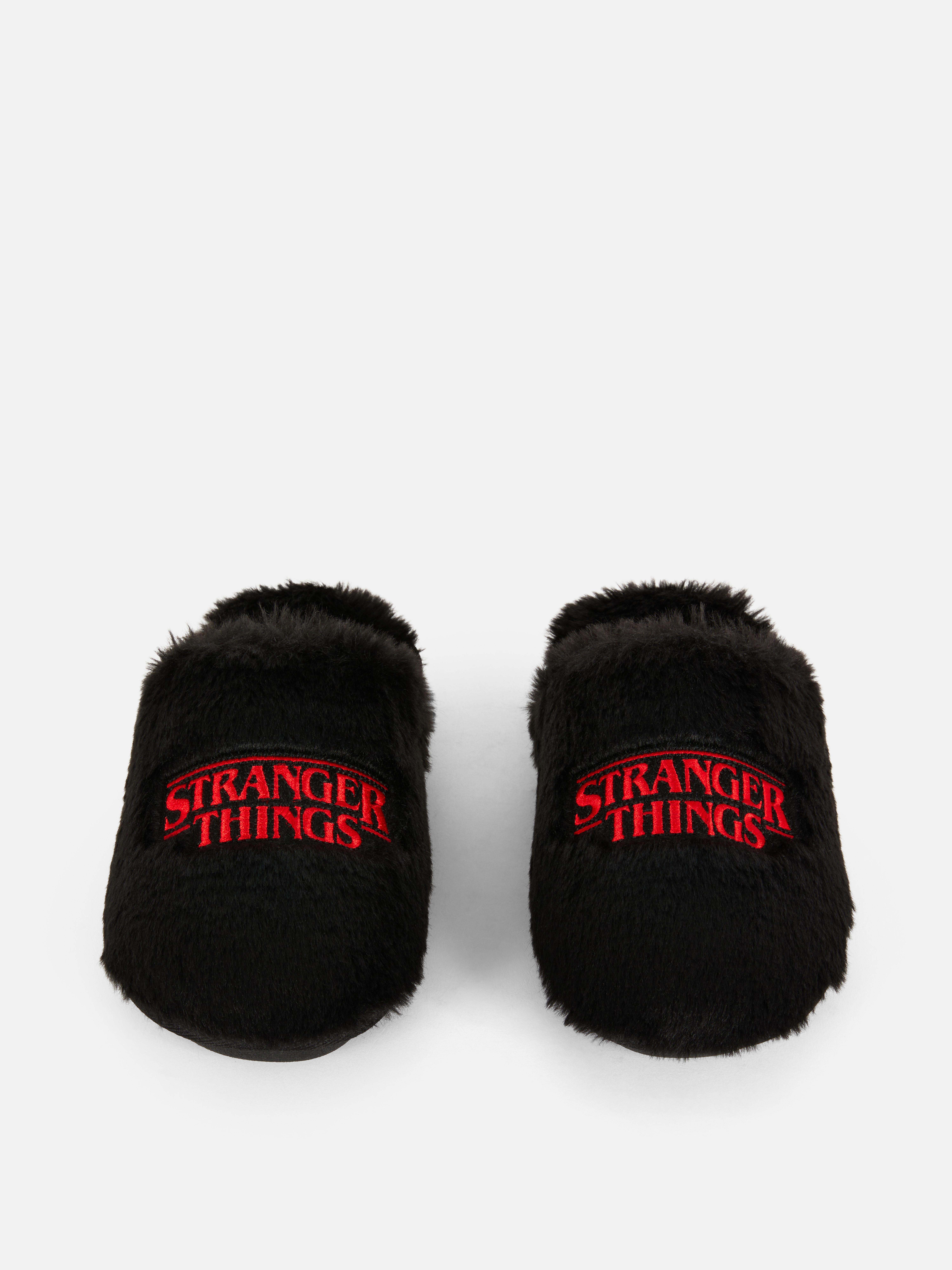 Pantuflas de Stranger Things en bolsa de regalo