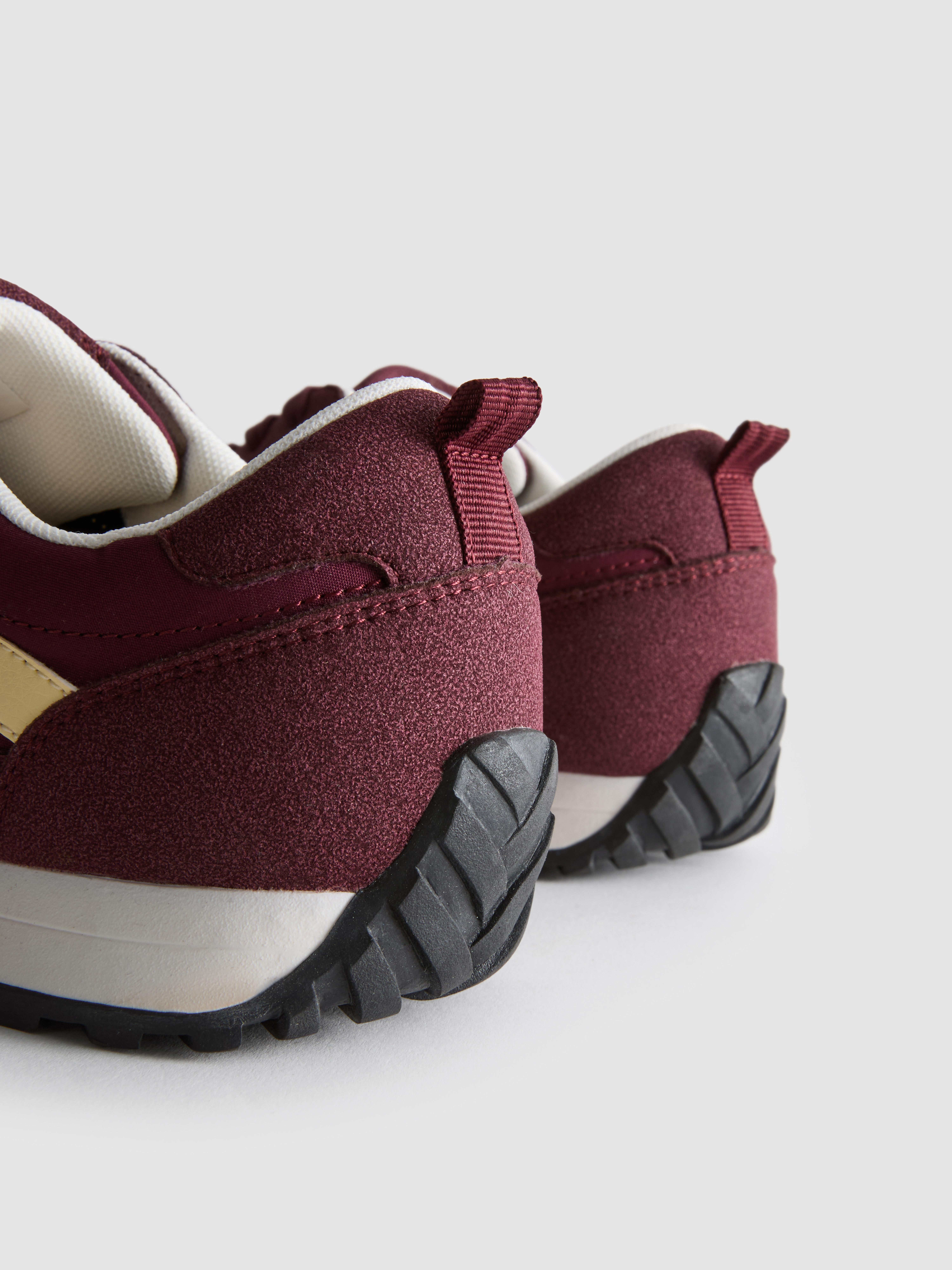 Retro Side Panel Trainers