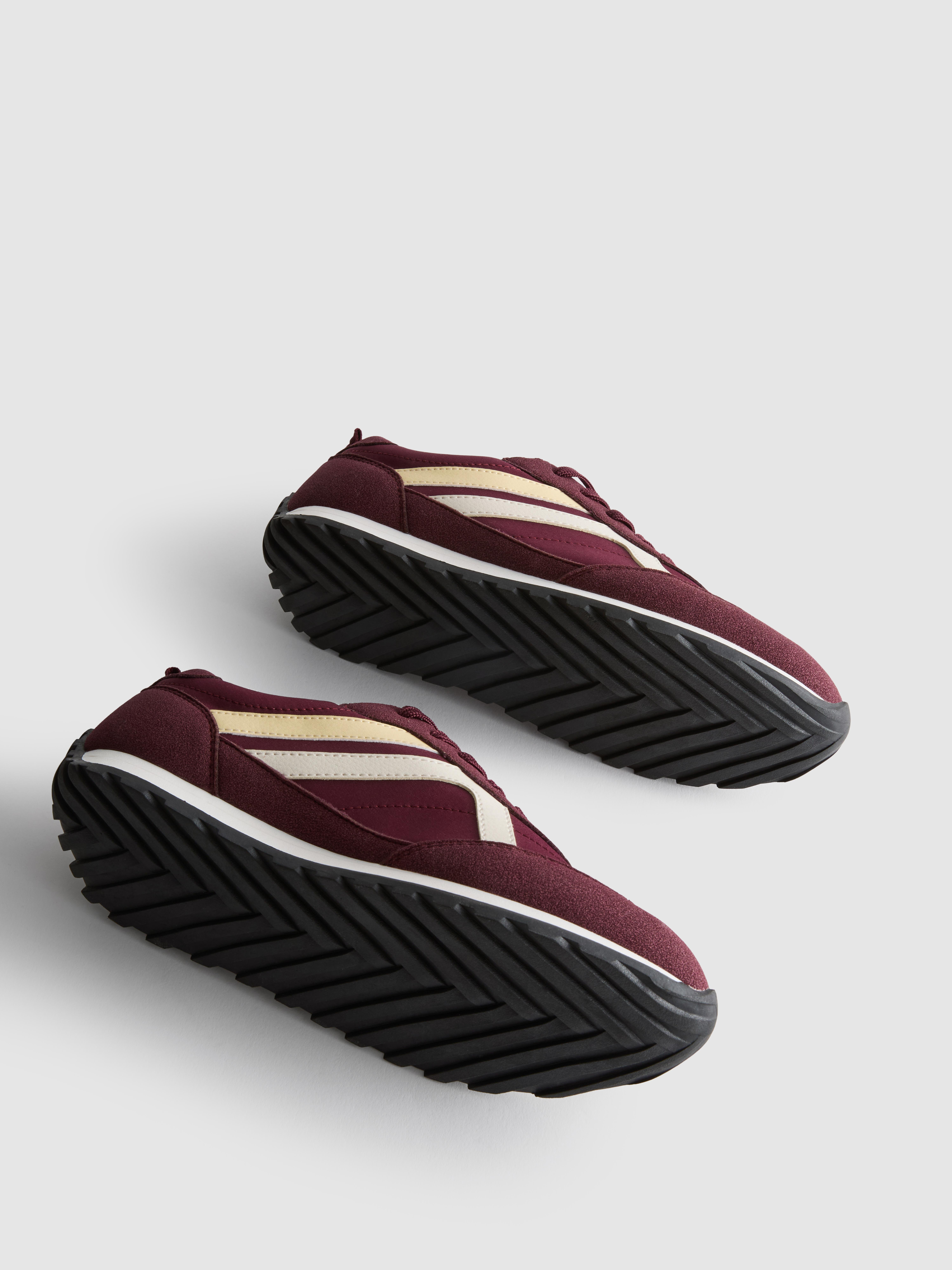 Retro Side Panel Trainers