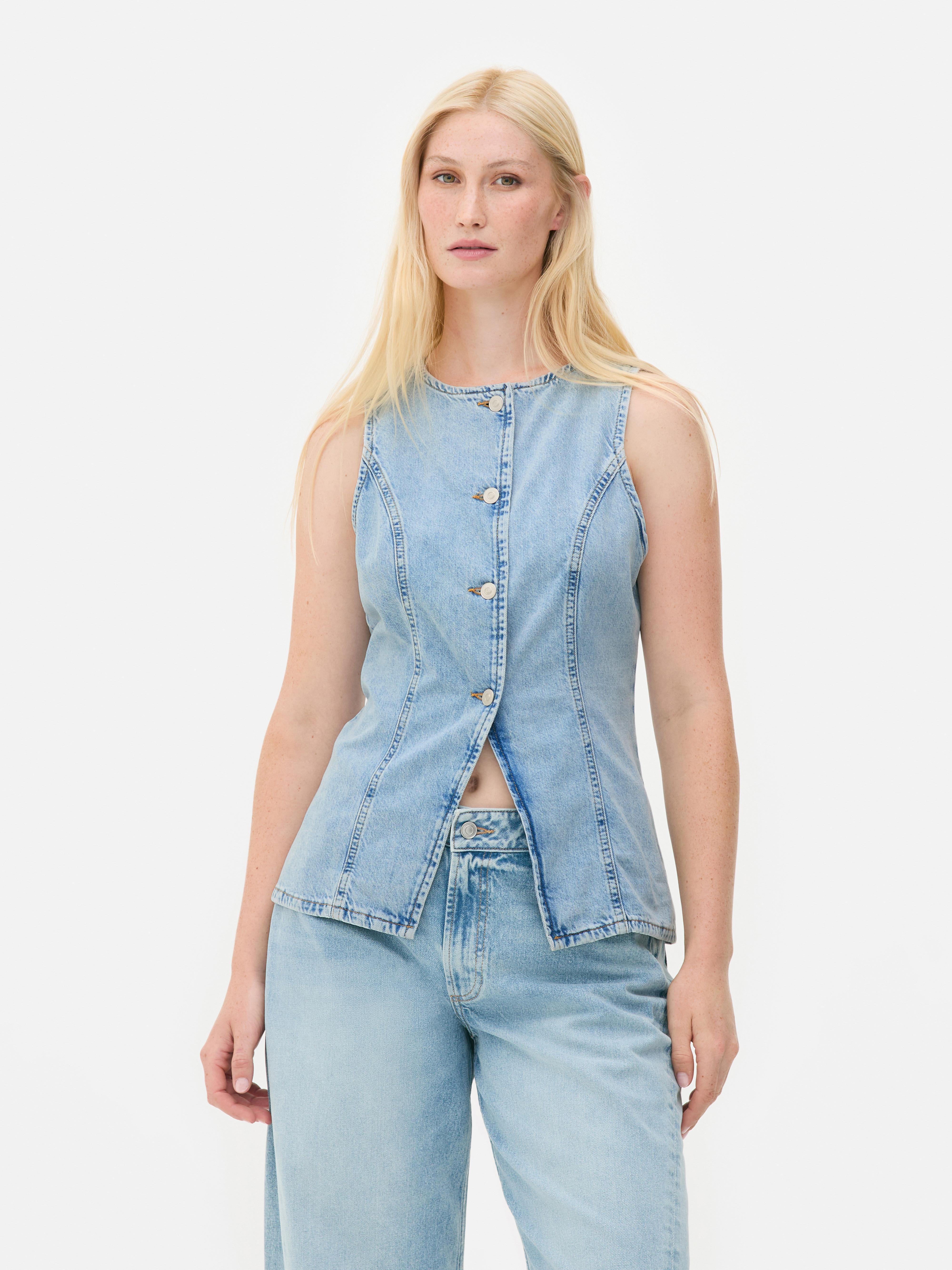 Gilet in denim con spacco sull'orlo