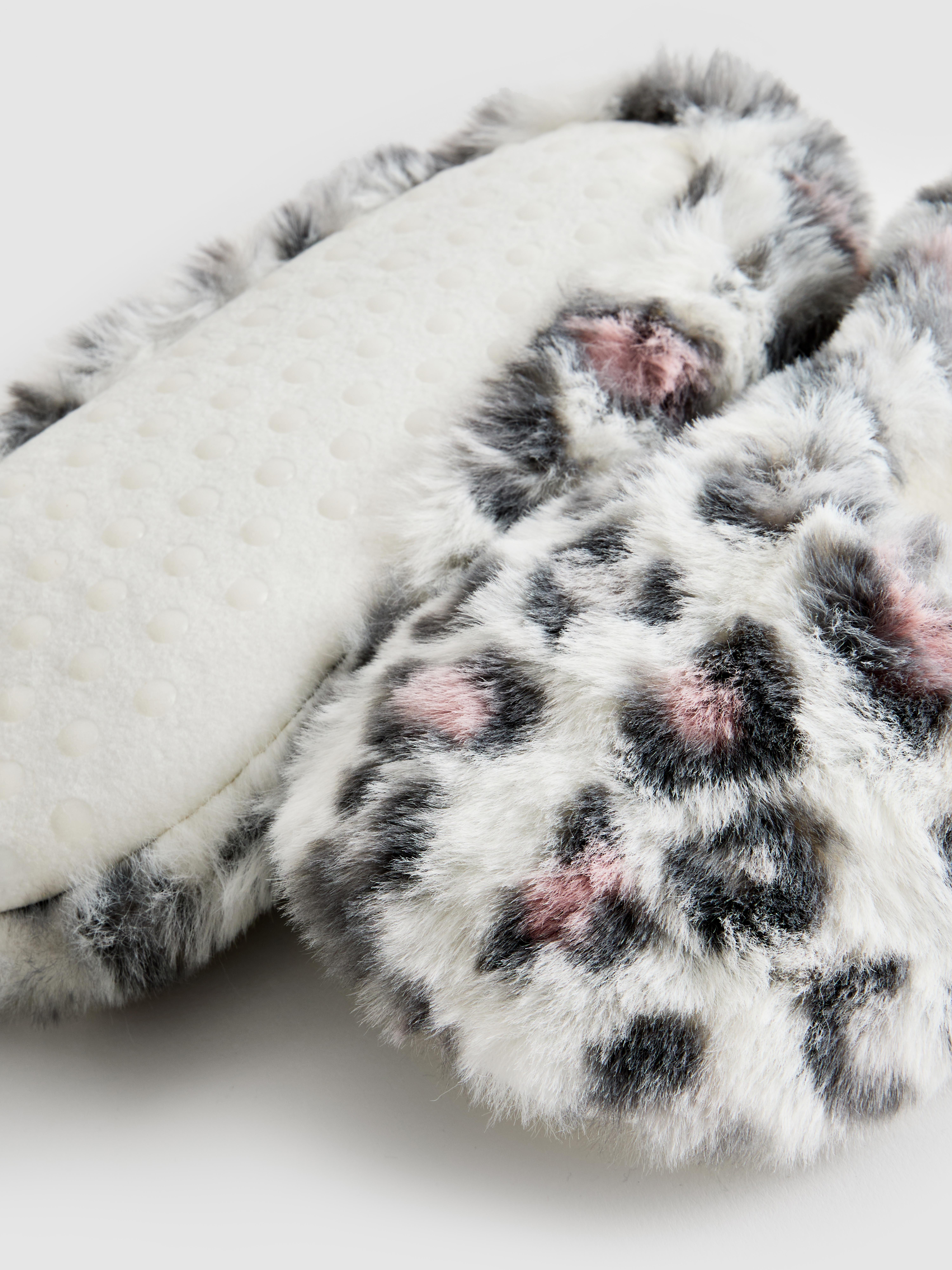 1pk Faux Fur Animal Slipper Socks