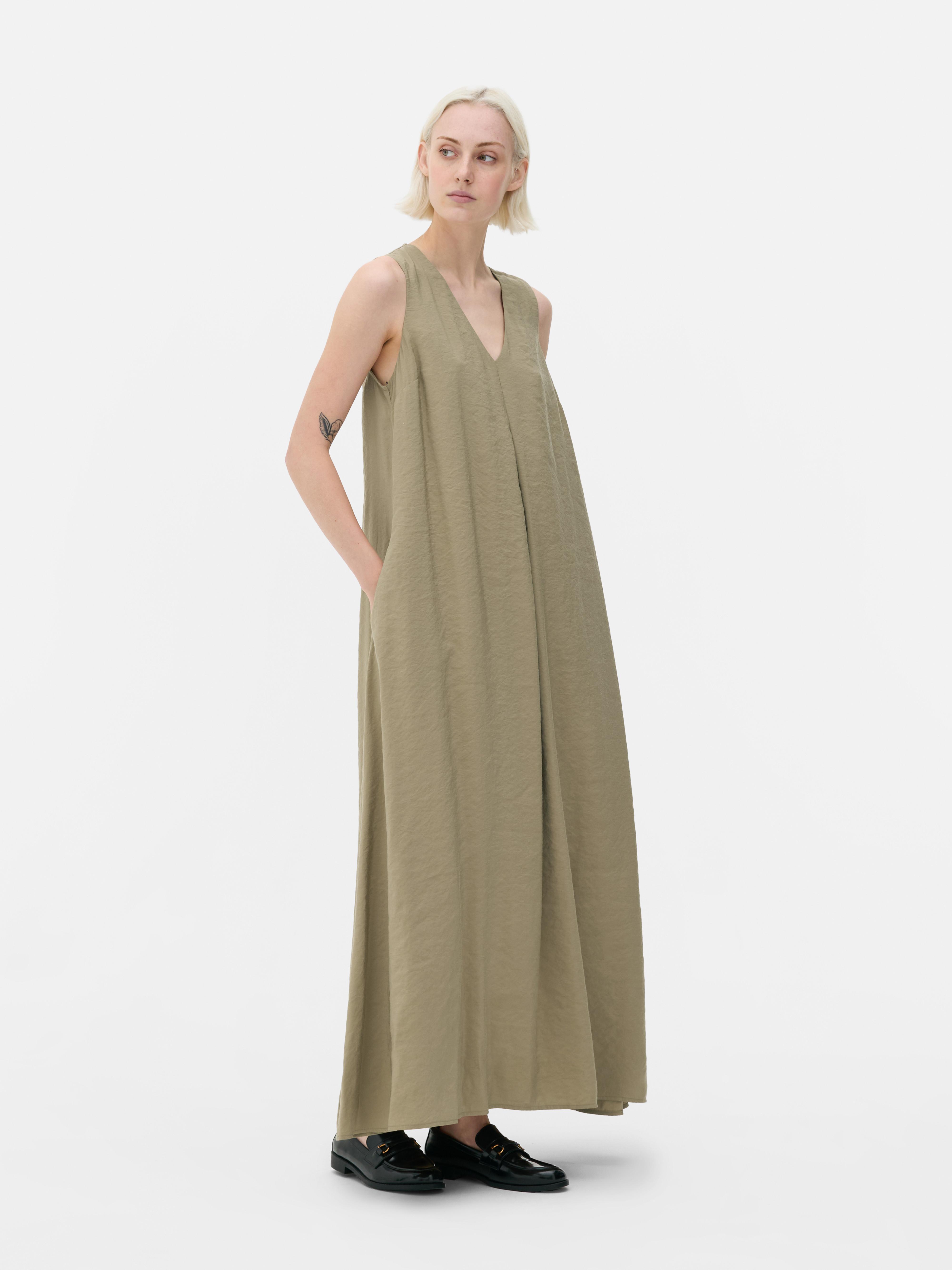 Vestido comprido corte trapézio The Edit
