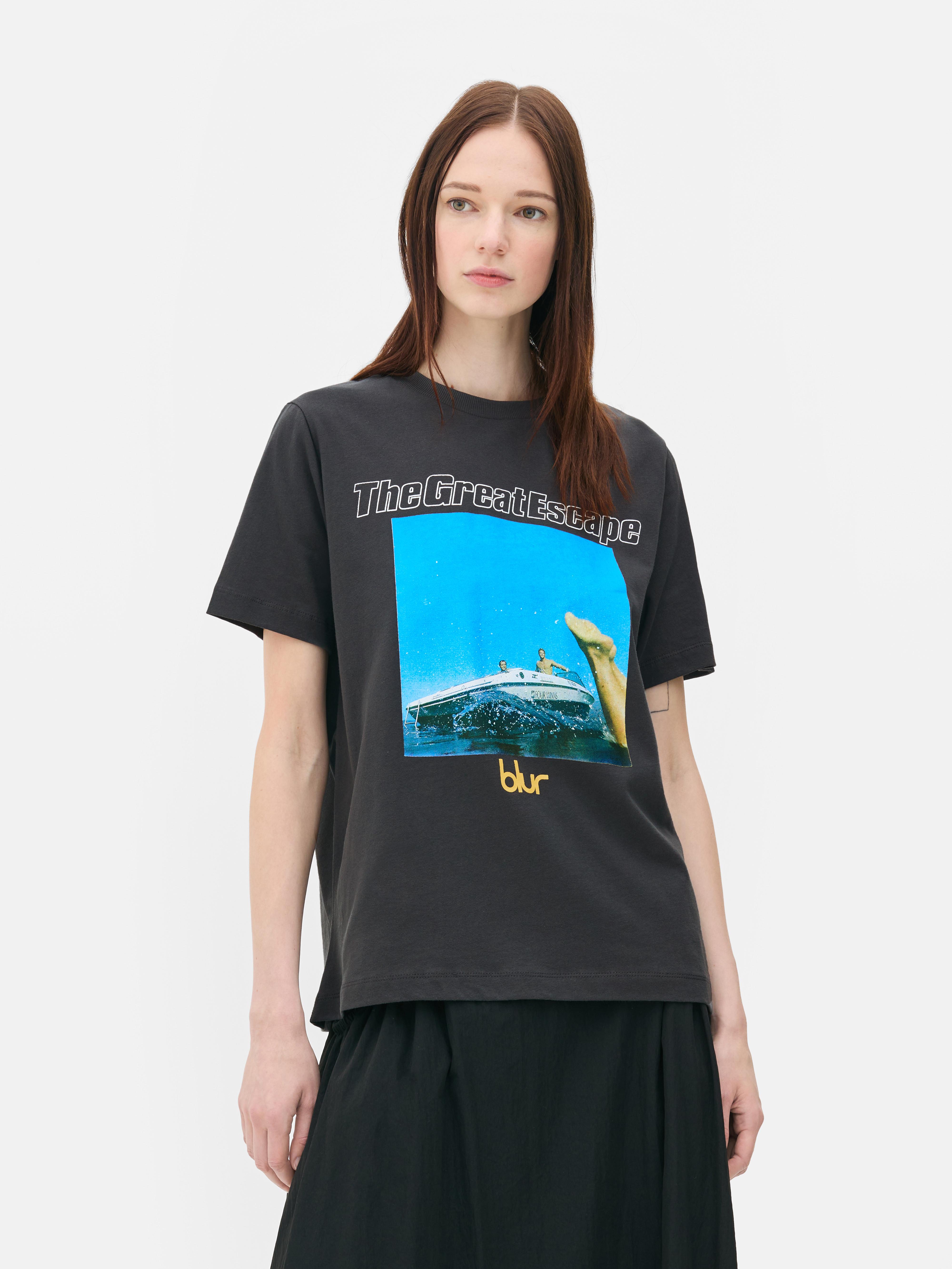 Blur Graphic Crew Neck Tee