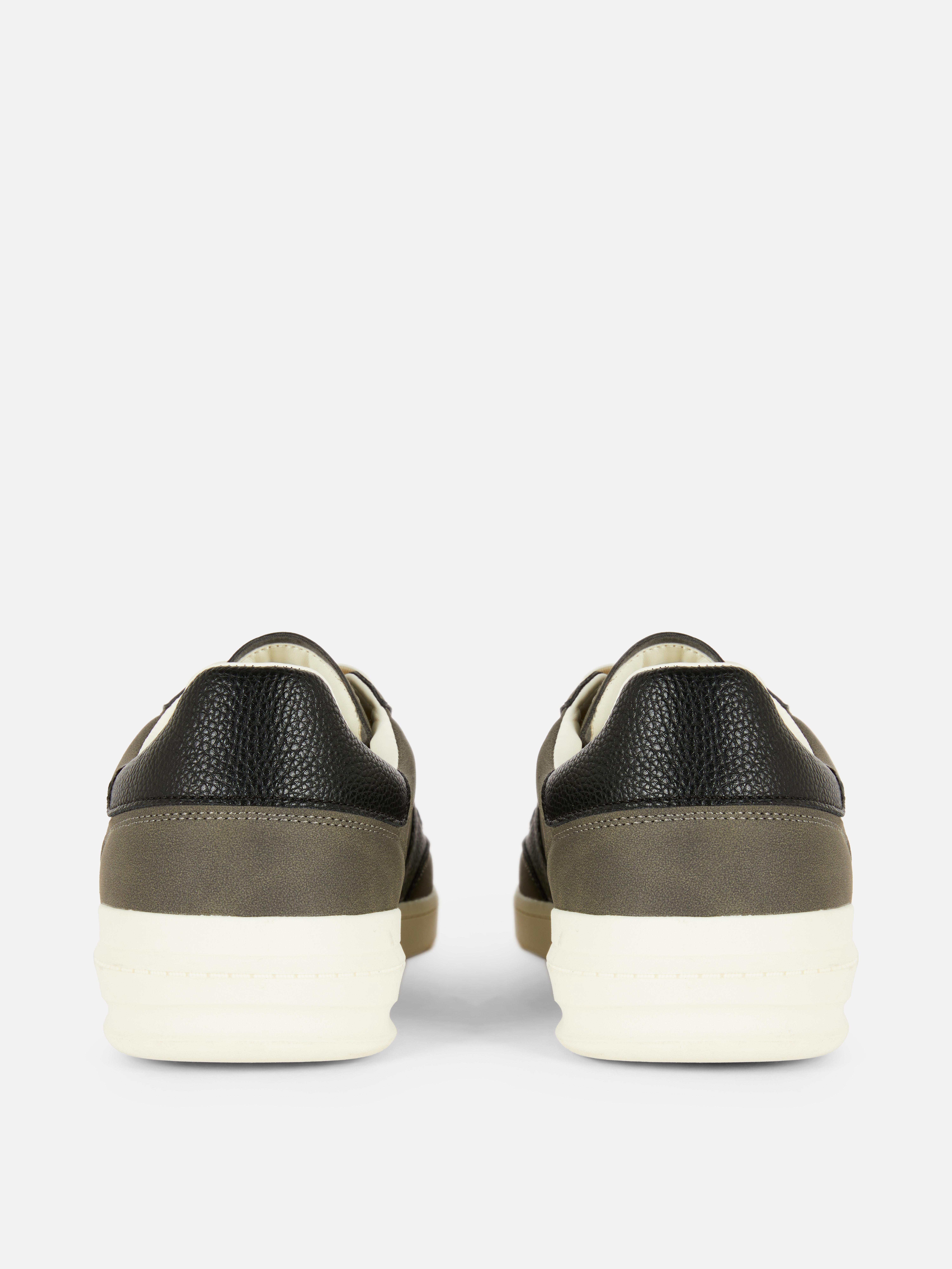 Low-Top Skate Shoes