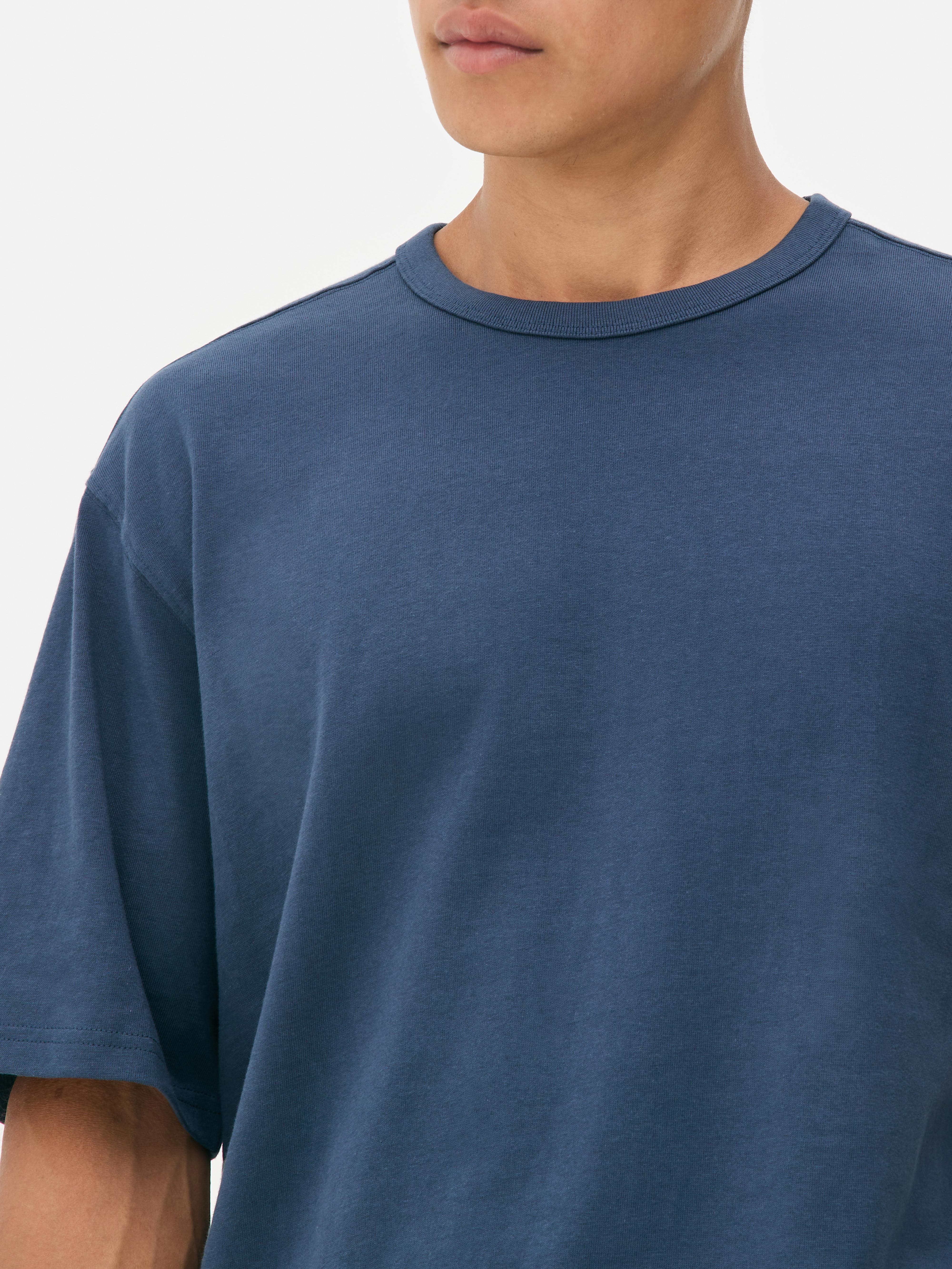 Short Sleeve Essential T-Shirt