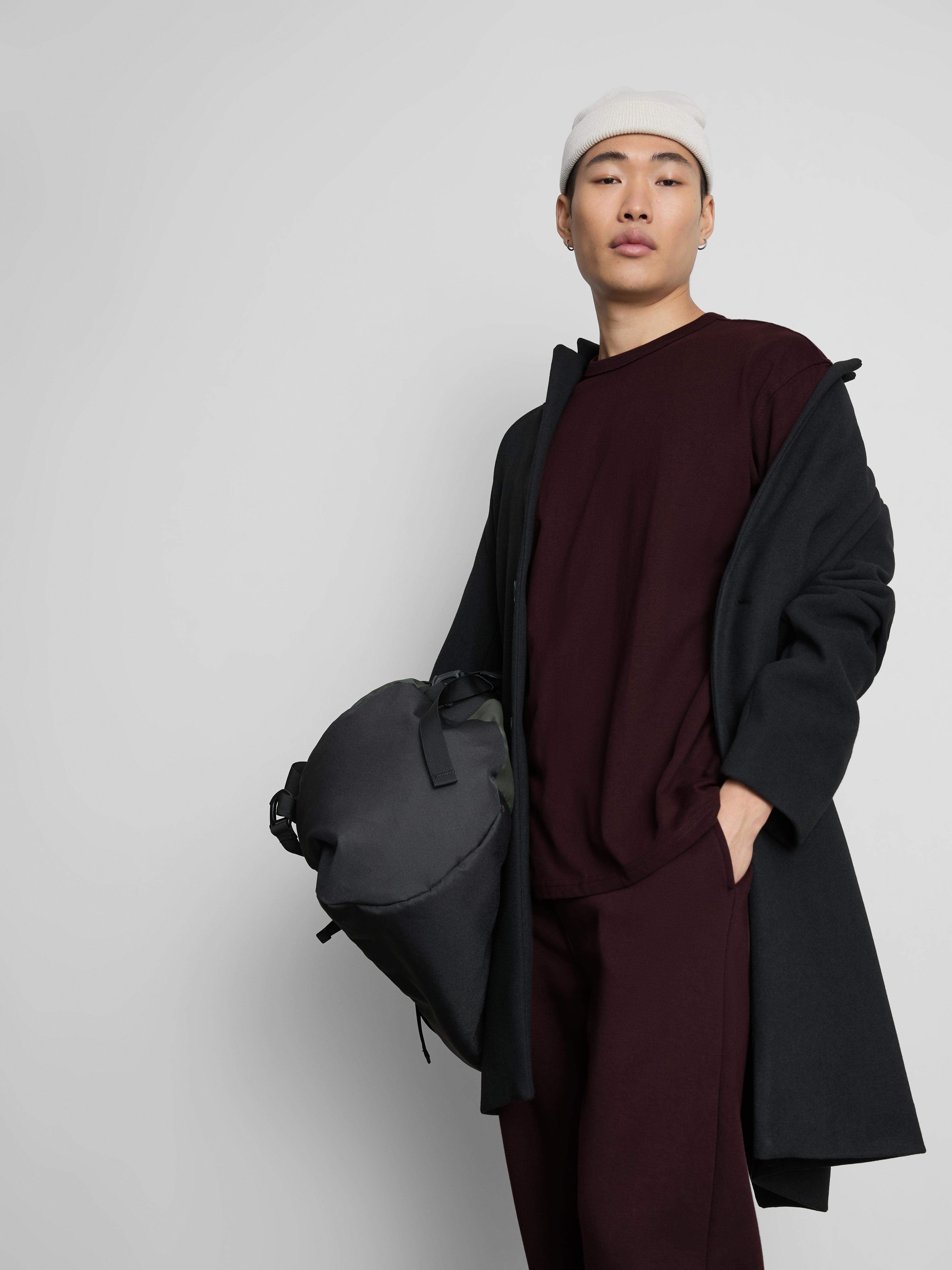 Men's Dark Purple Short Sleeve Essential T-Shirt