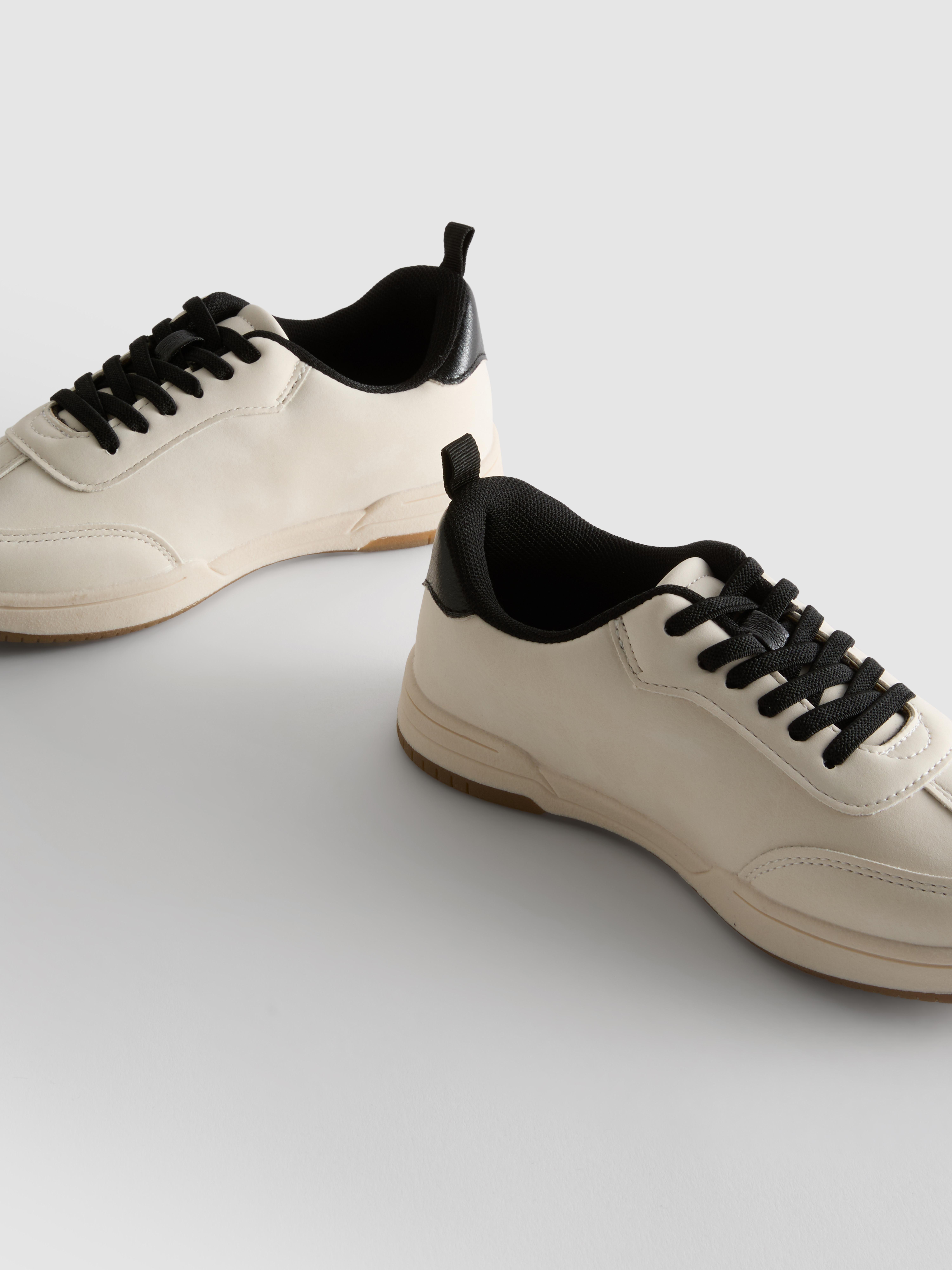 Metallic Star Gum Sole Low-Top Trainers