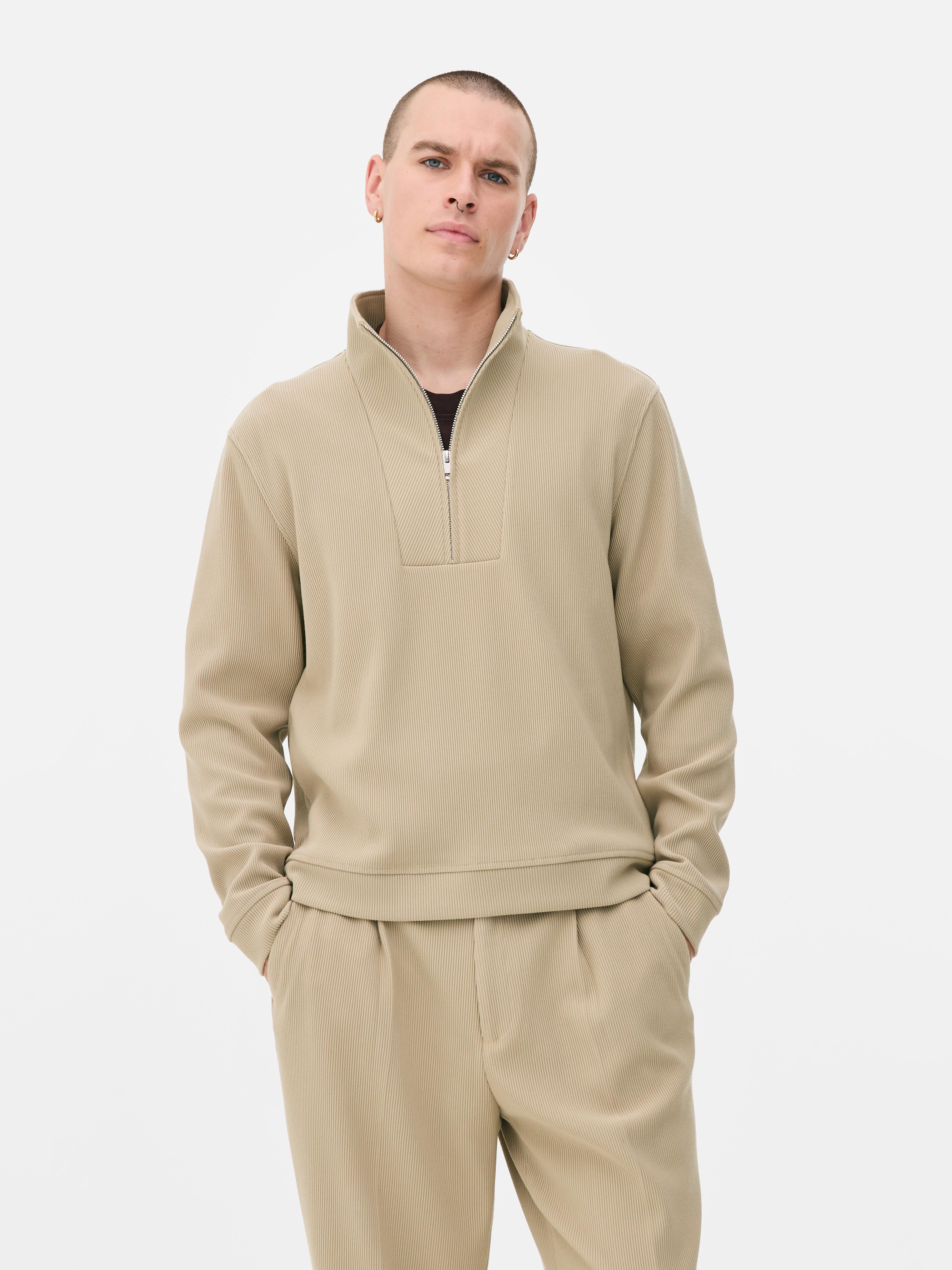 Quater Zip Plisse Sweatshirt