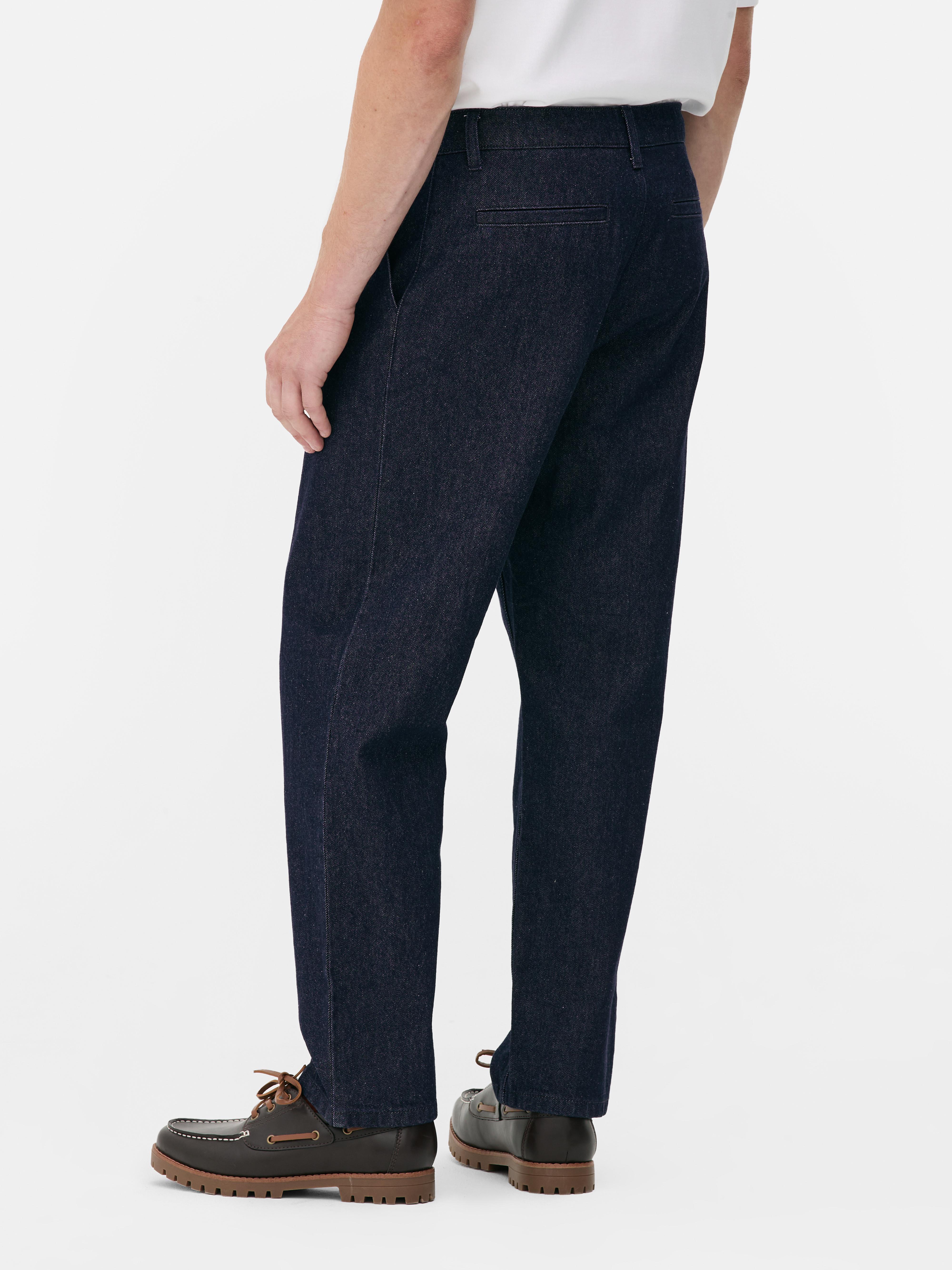 Mid-Rise Baggy Jeans