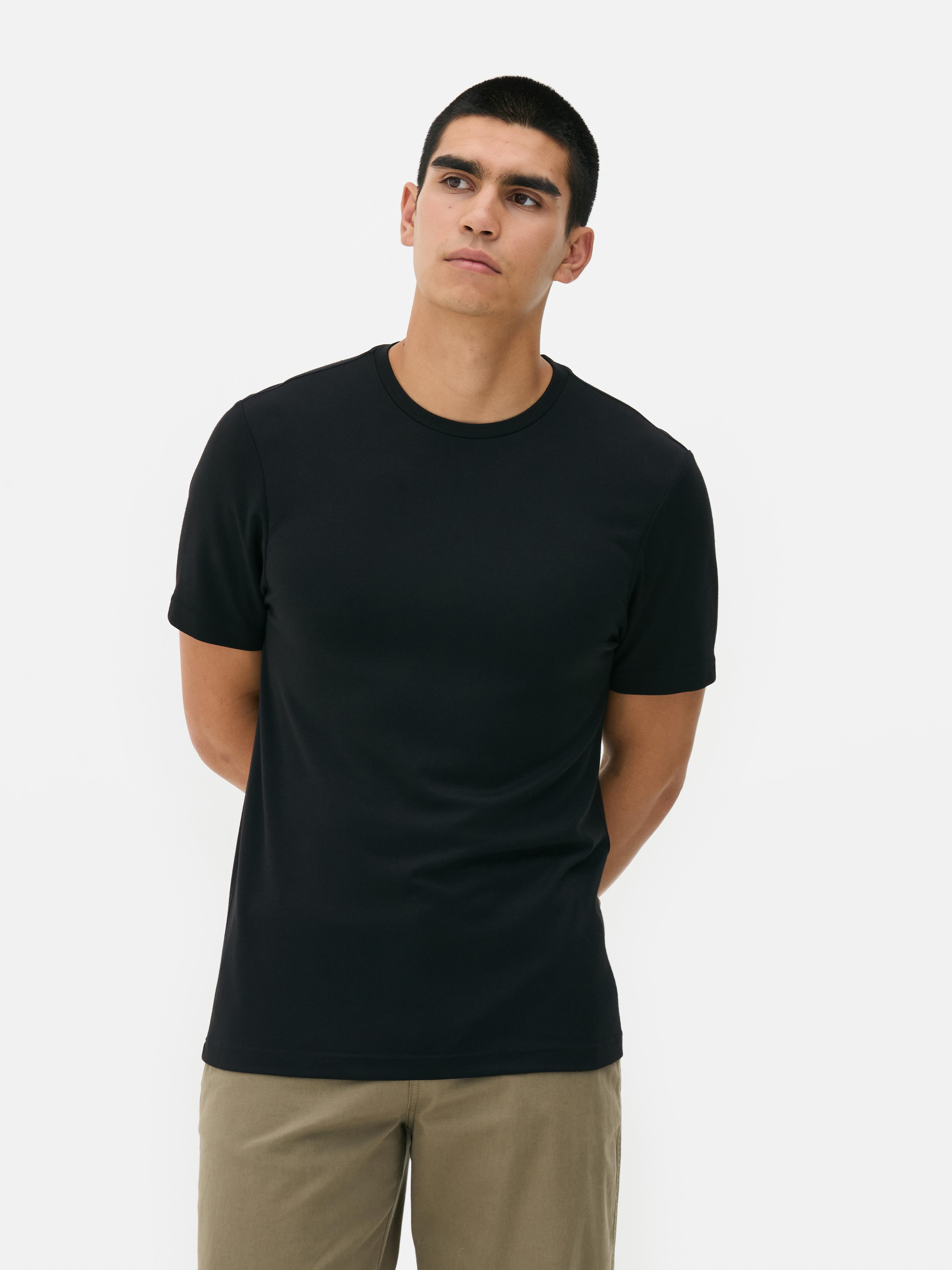 Camiseta de manga corta y corte entallado