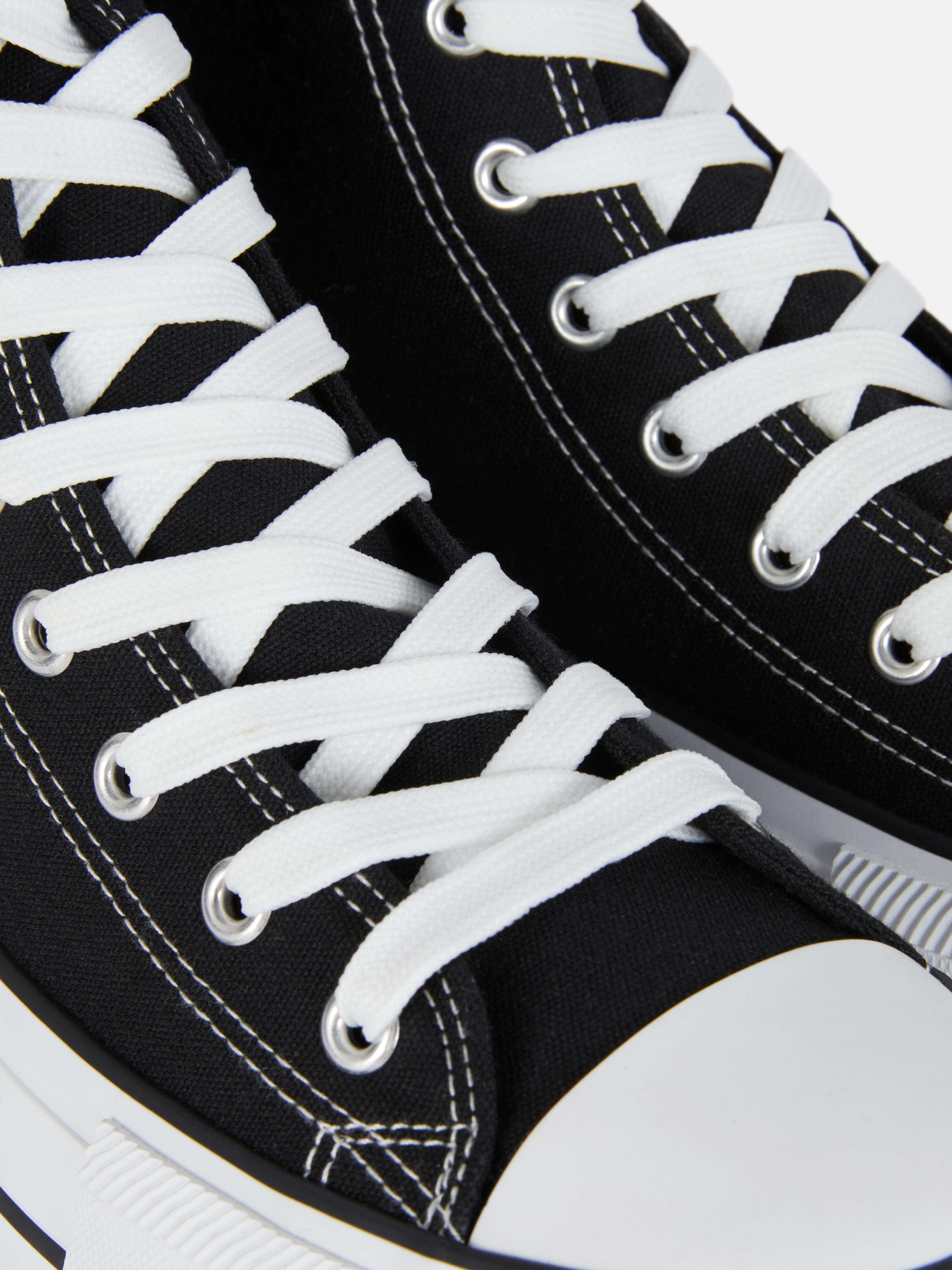 Canvas Flatform High-Top Trainers