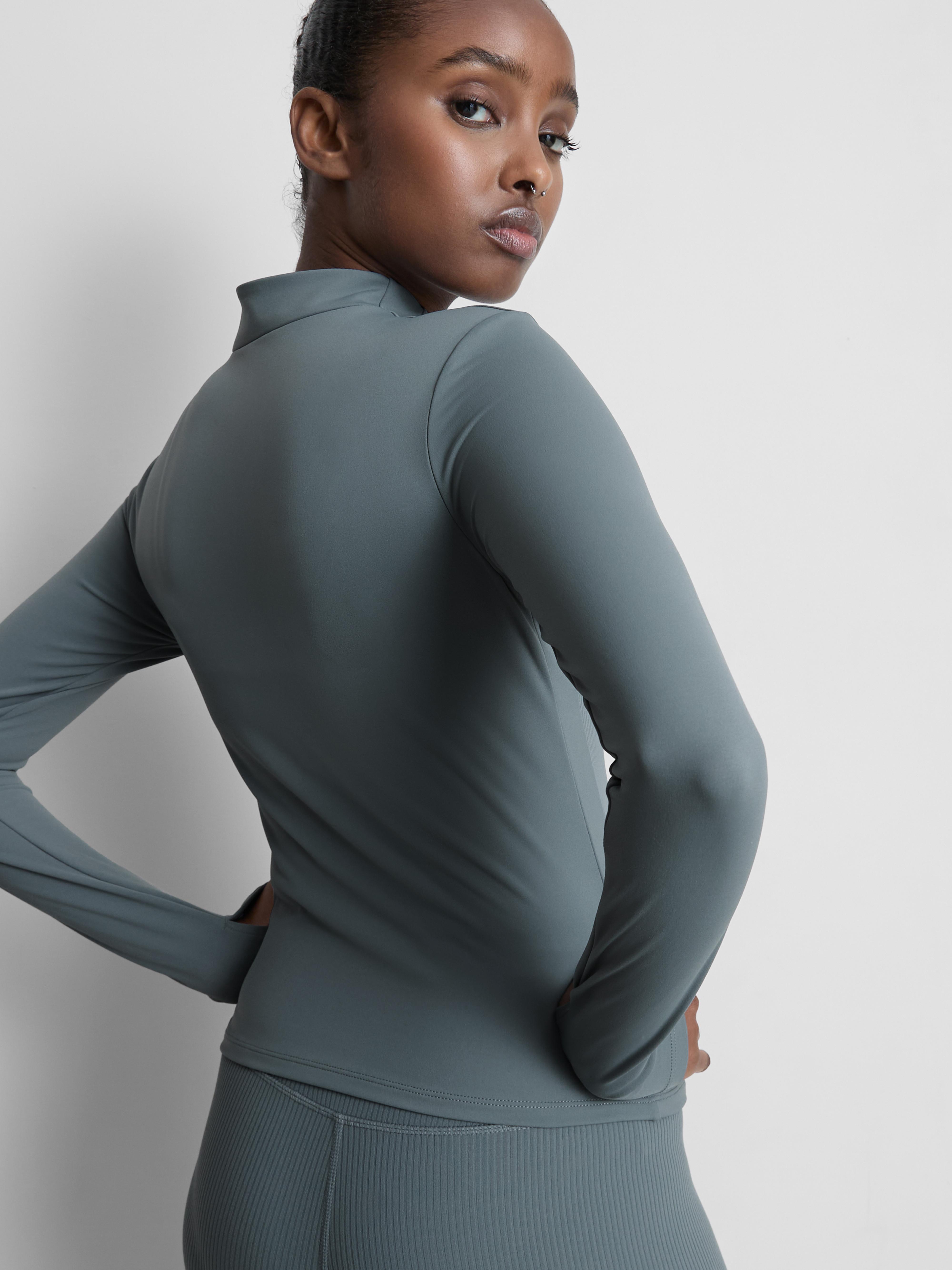 Ribbed High Collar Half Zip Sweatshirt