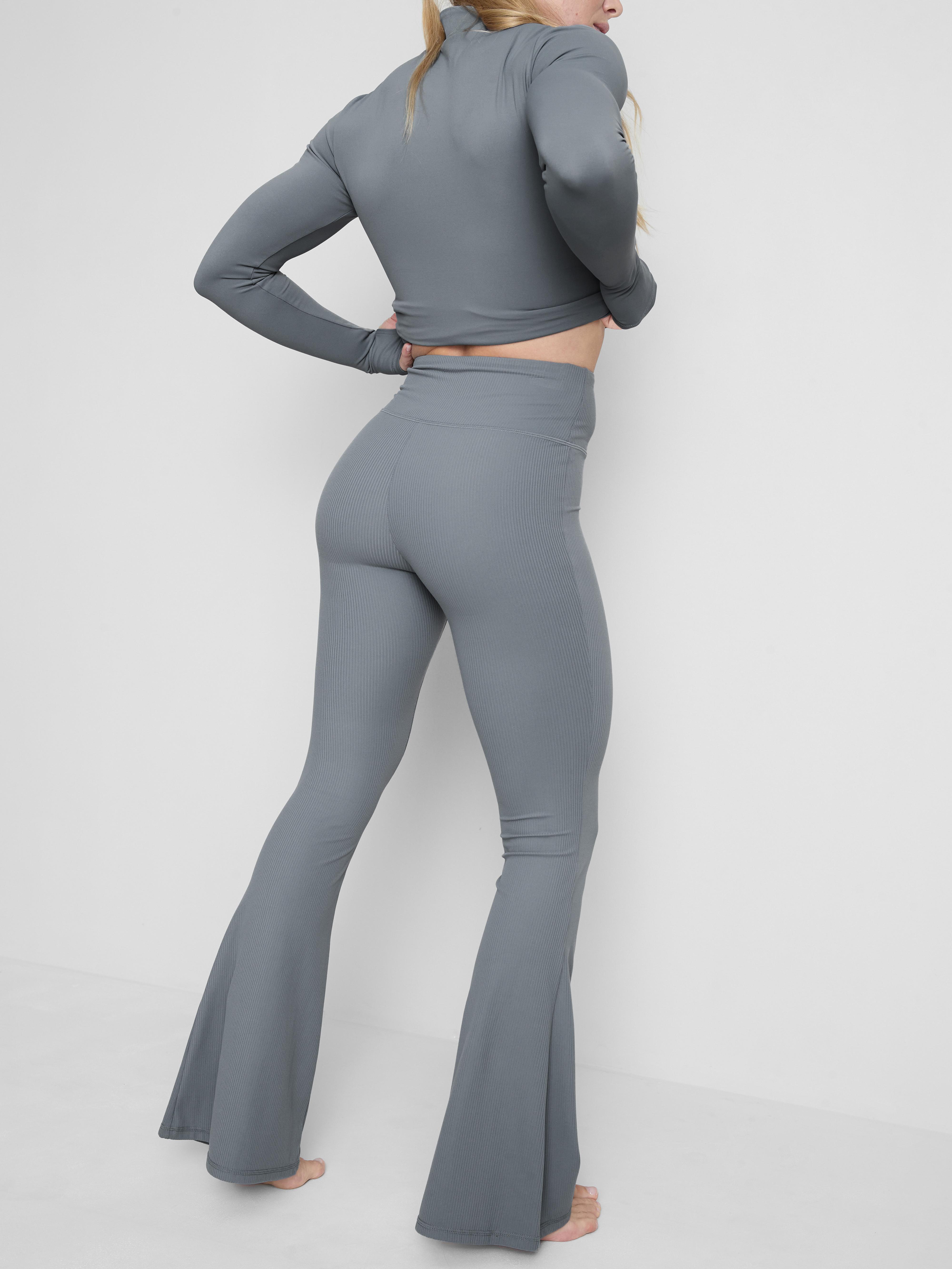 Ribbed Flare Trousers