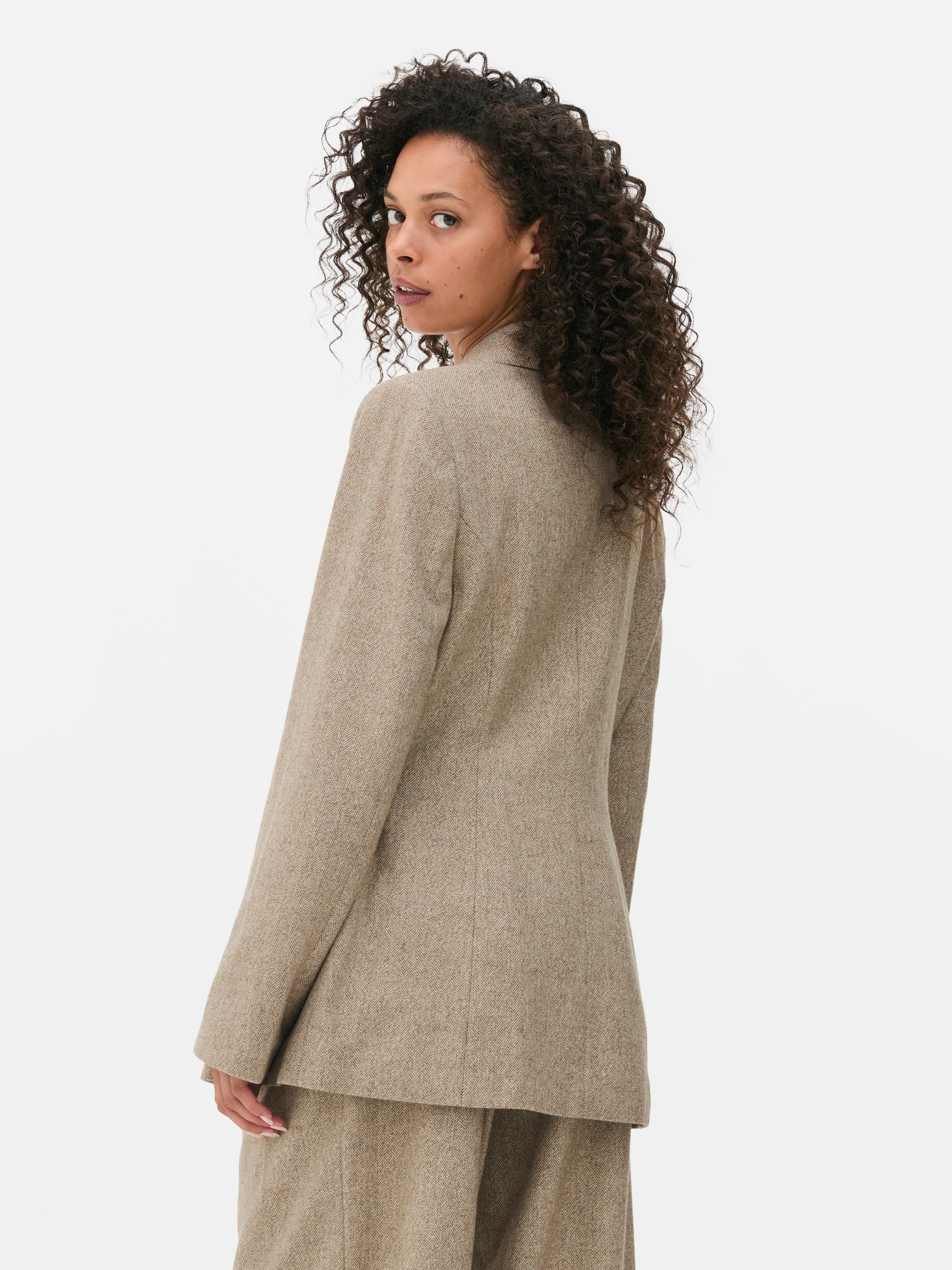 Americana de espiga con doble botonadura de The Edit