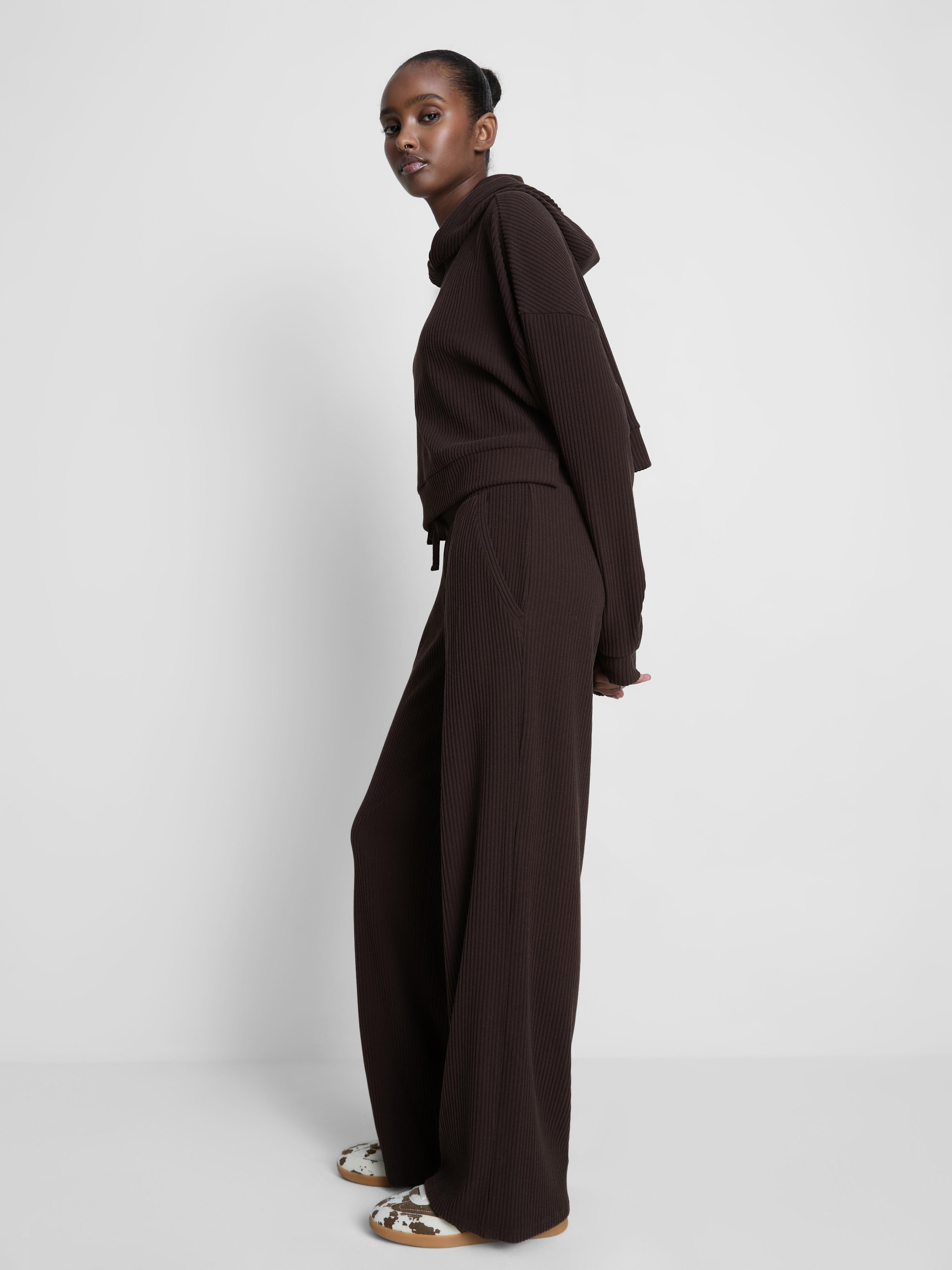 Ribbed Cropped Hoodie