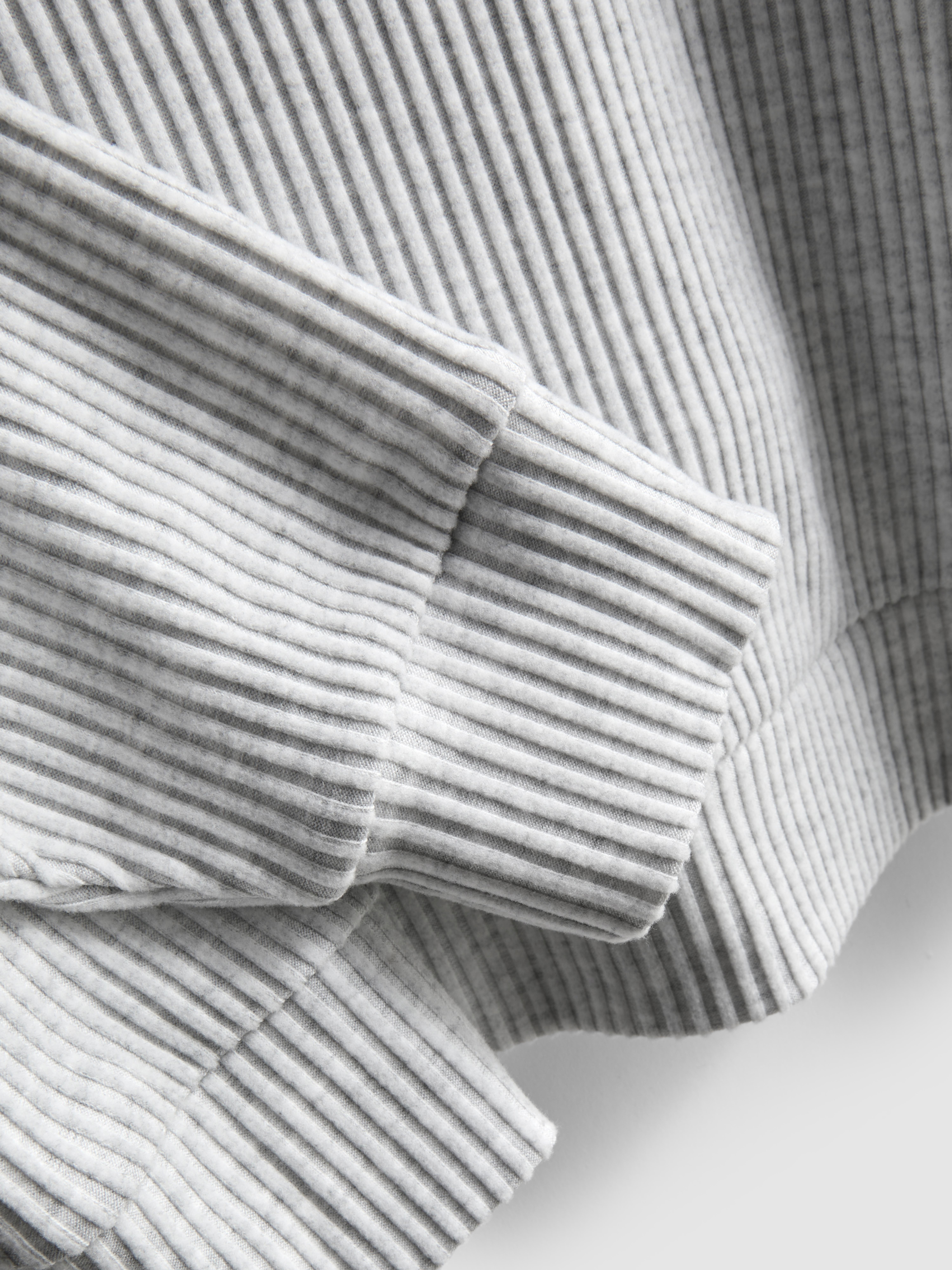 Ribbed Cropped Hoodie