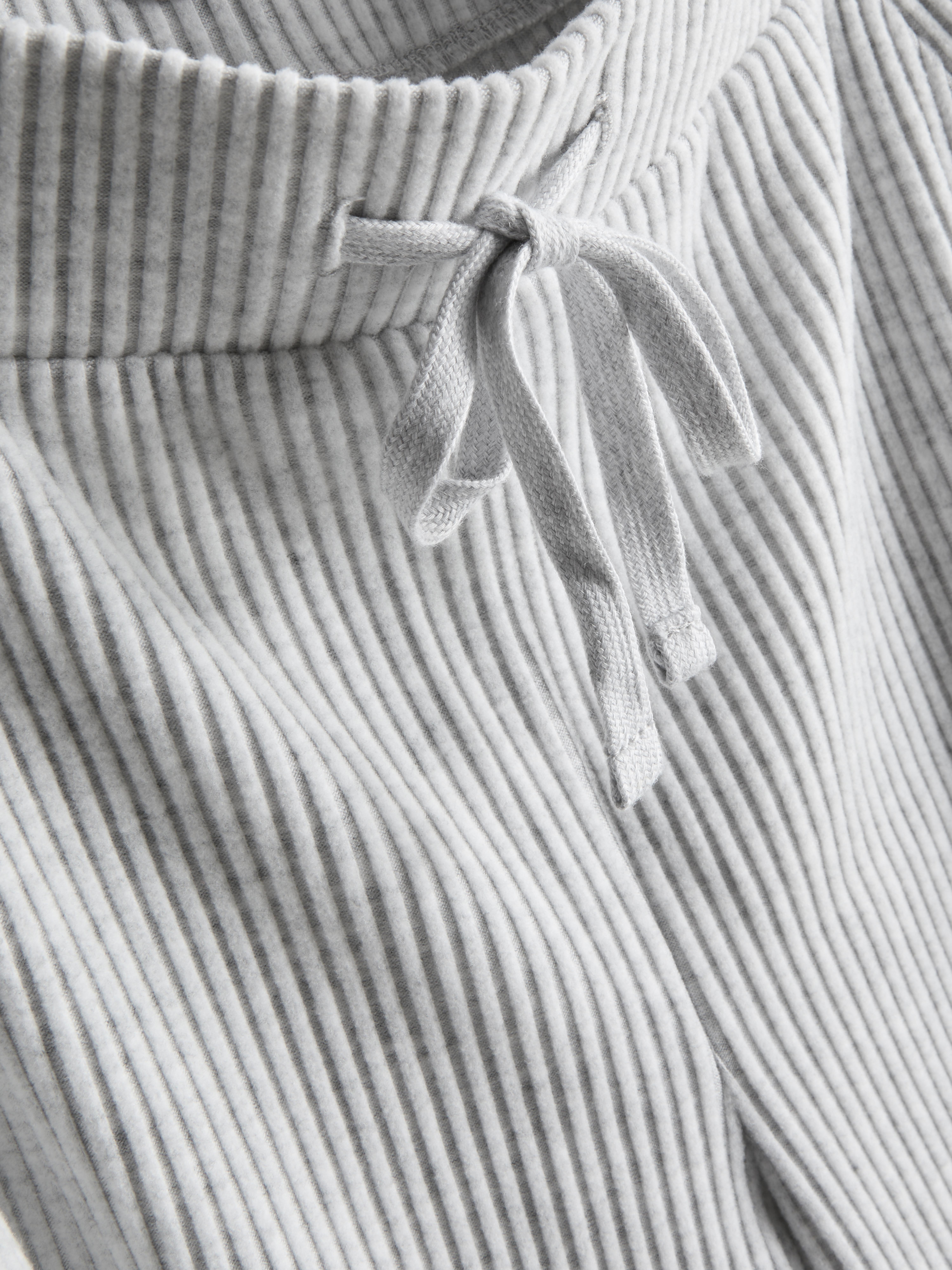 Pantaloni da tuta a coste a gamba dritta