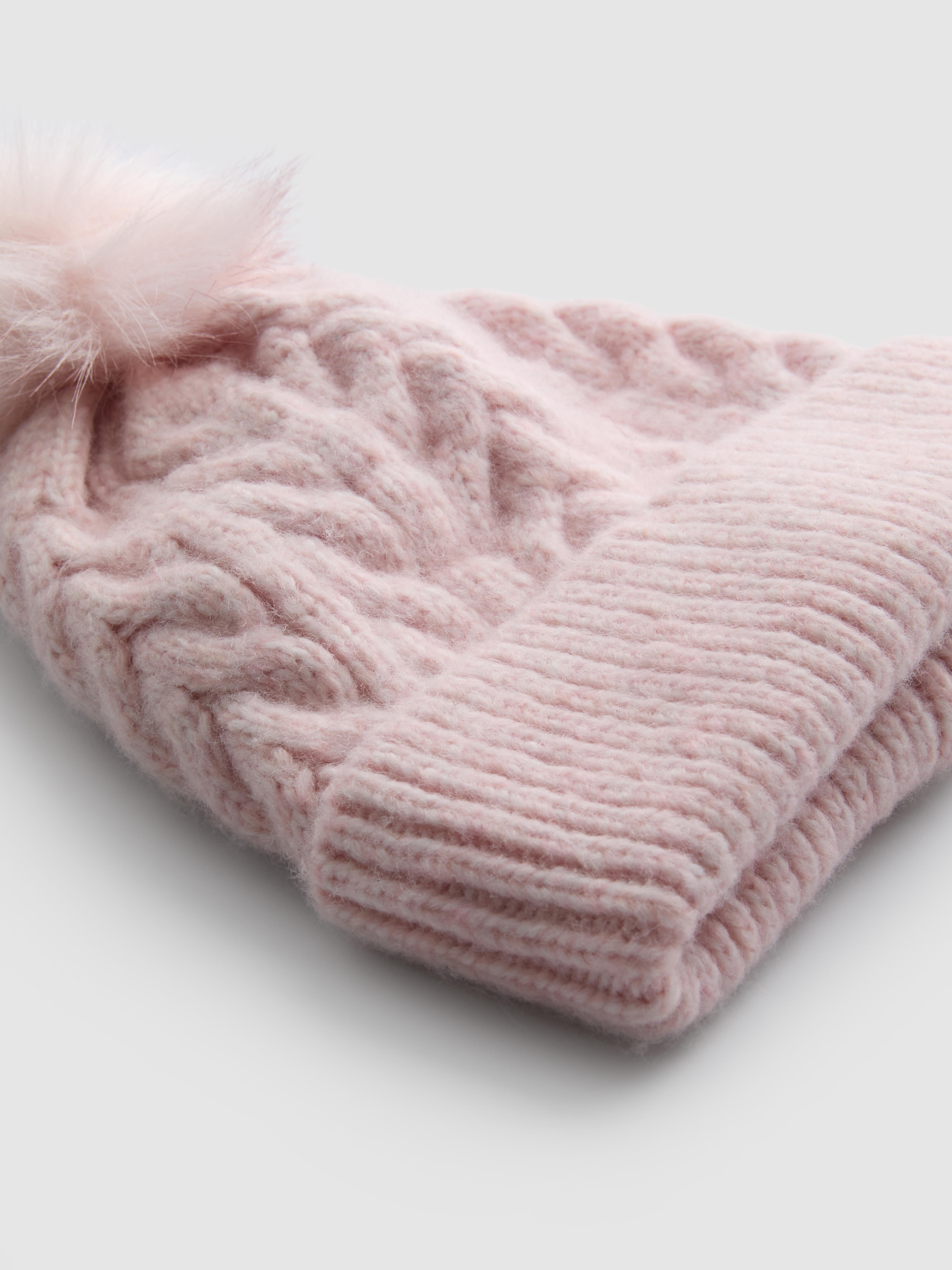 Cable Knit Pom-Pom Beanie