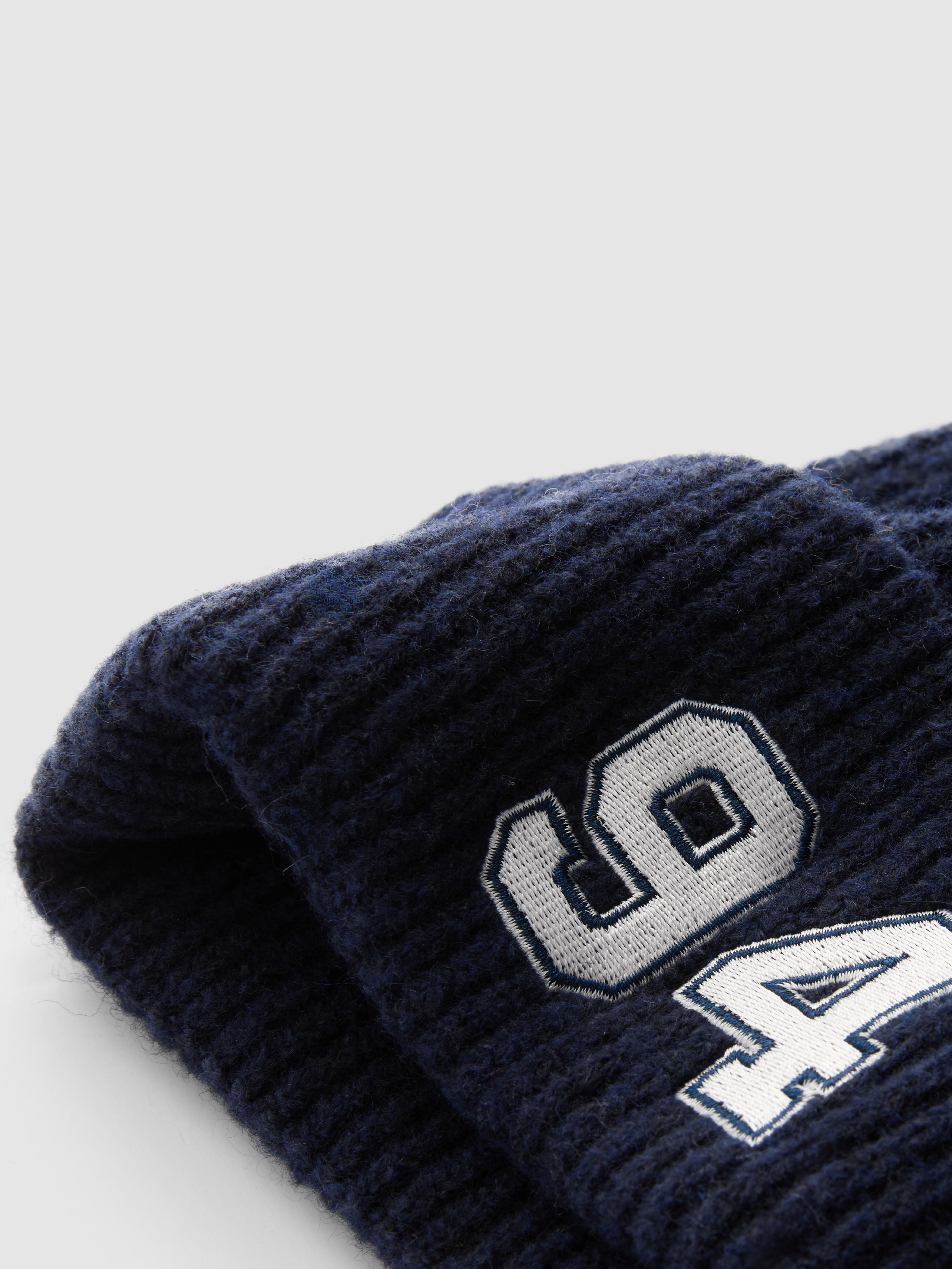 Slogan Beanie