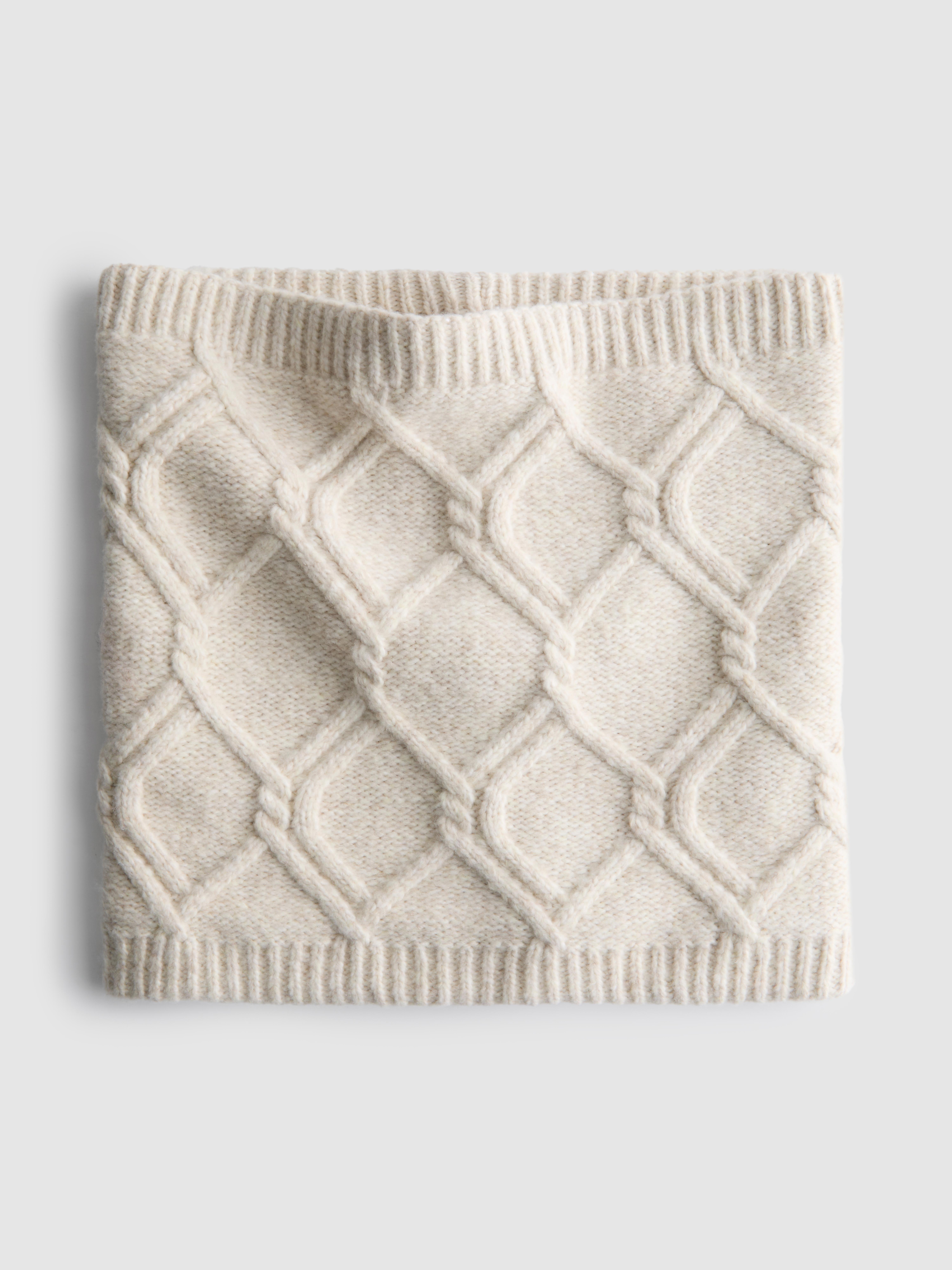Cable Knit Snood Cream