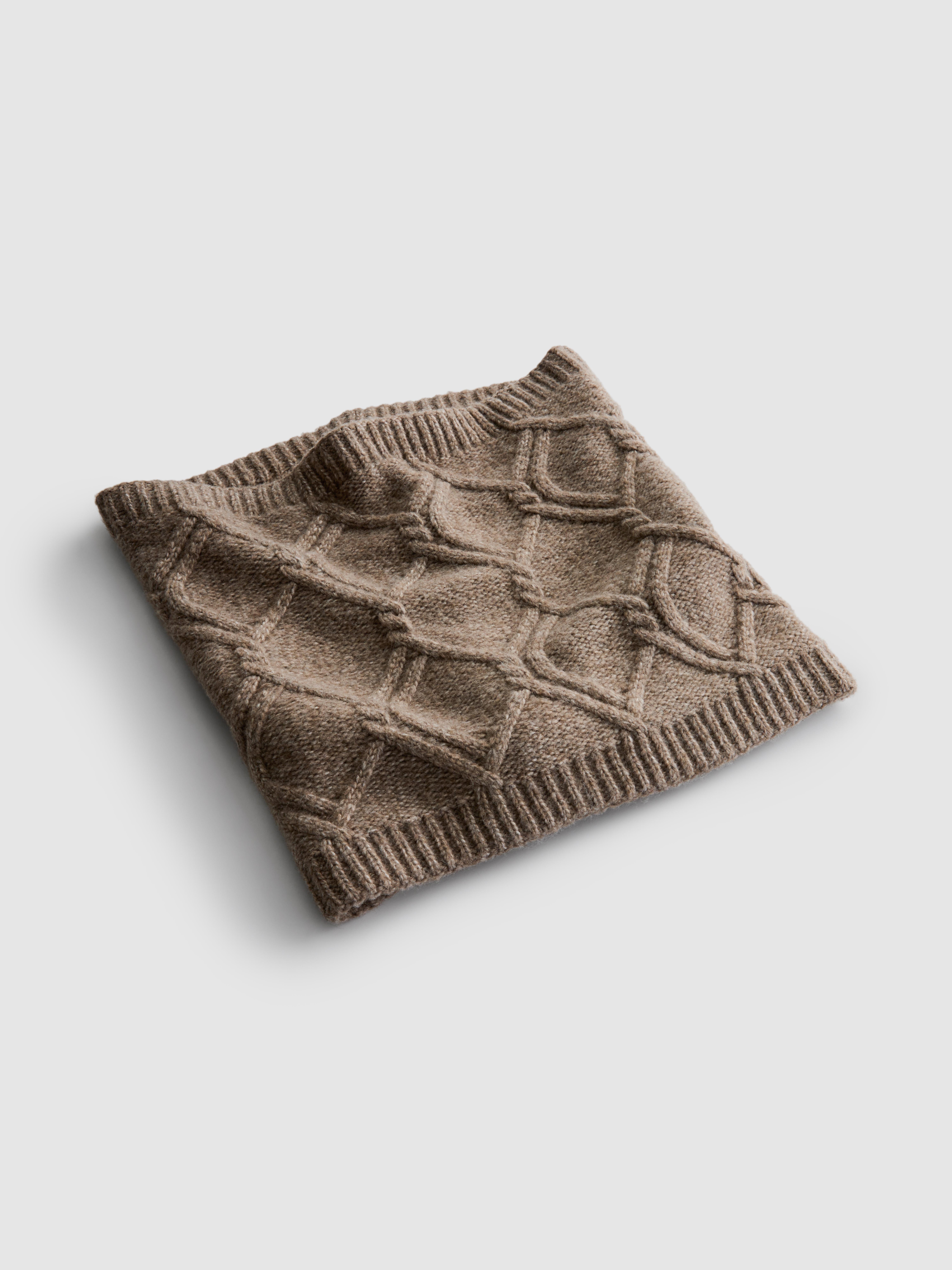 Cable Knit Snood