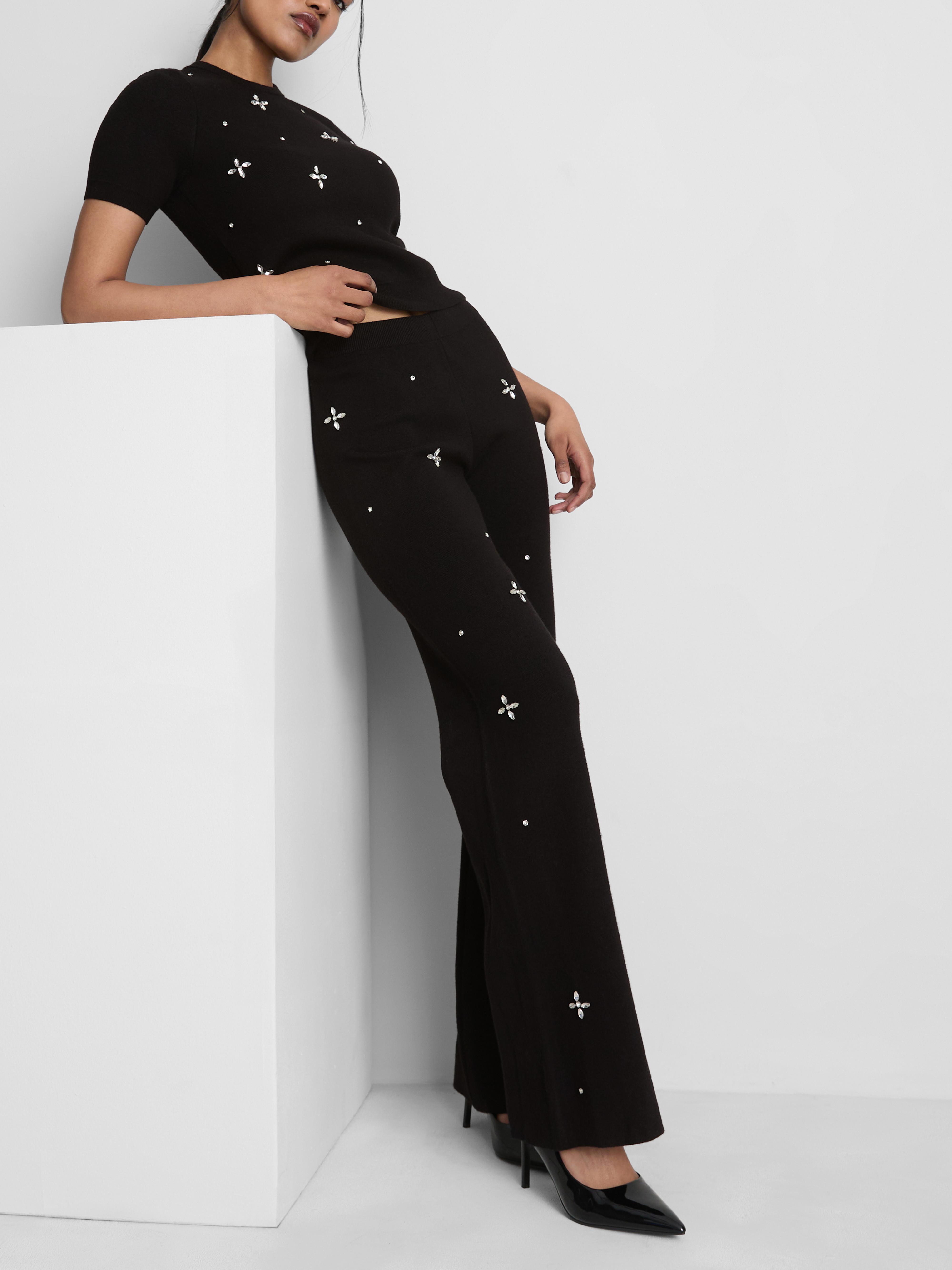 Broek met rechte pijpen en borduursel