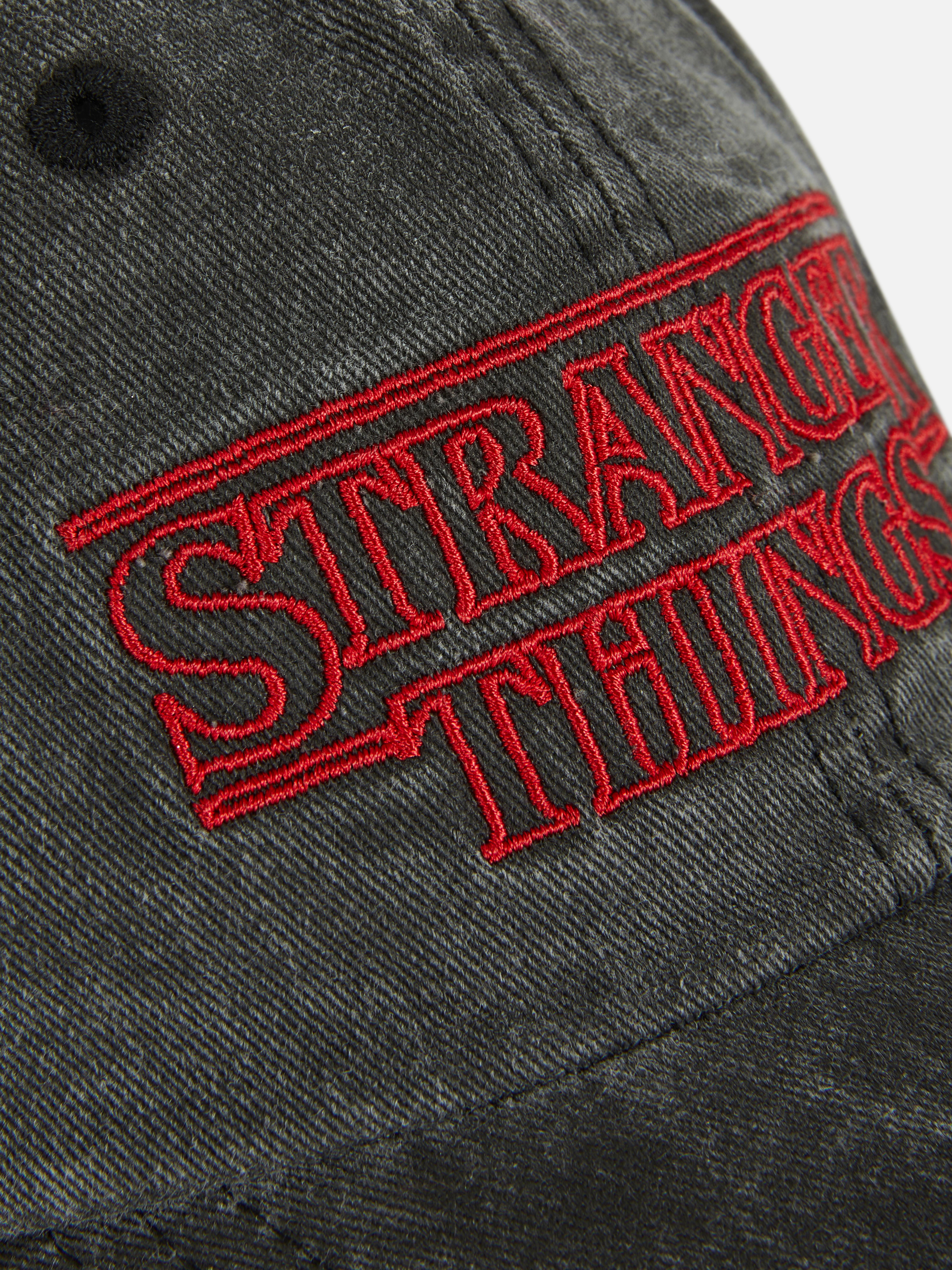 Verwaschene „Stranger Things“ Jeans-Kappe