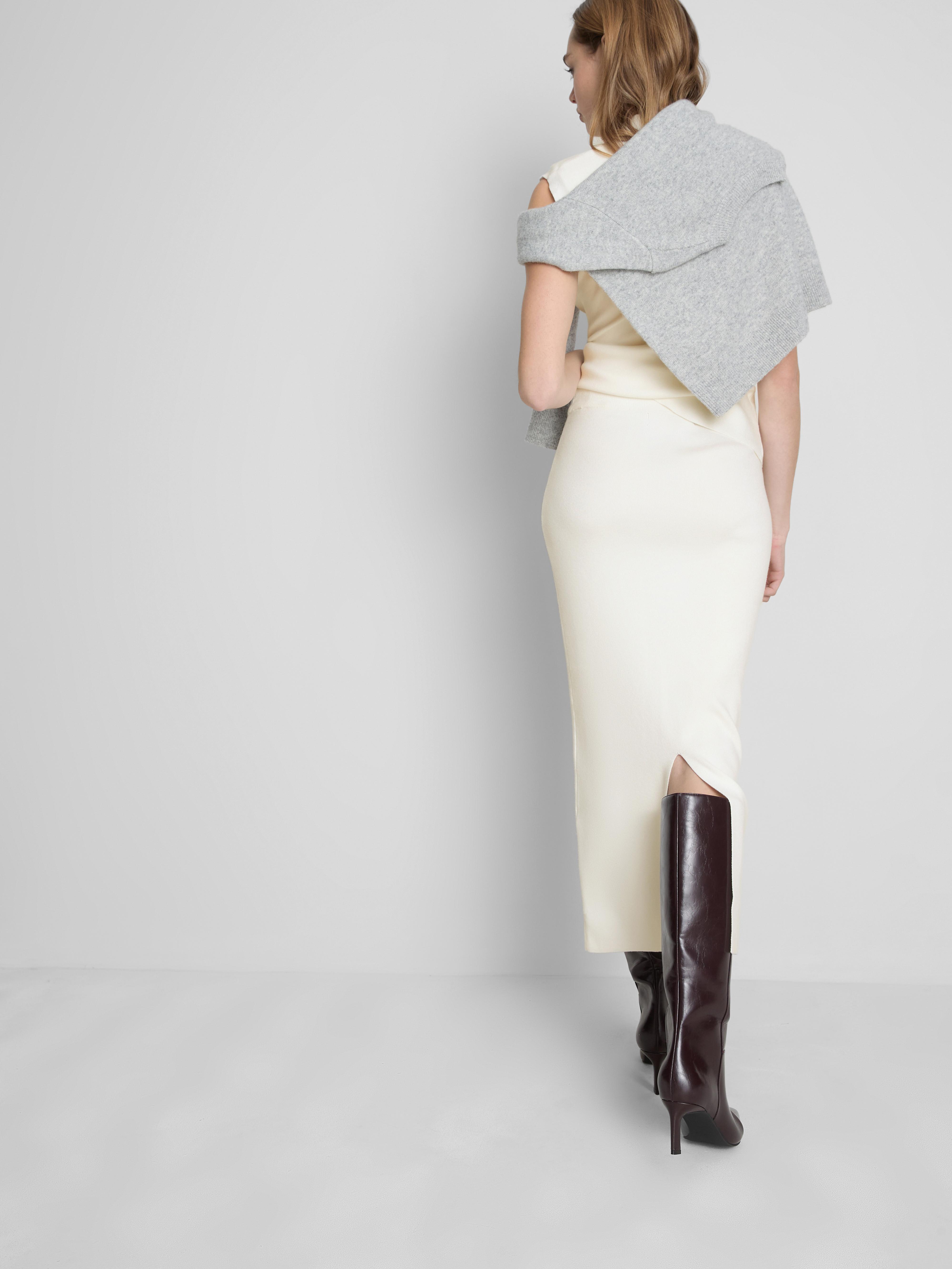 Jupe longue structurée et fendue au dos