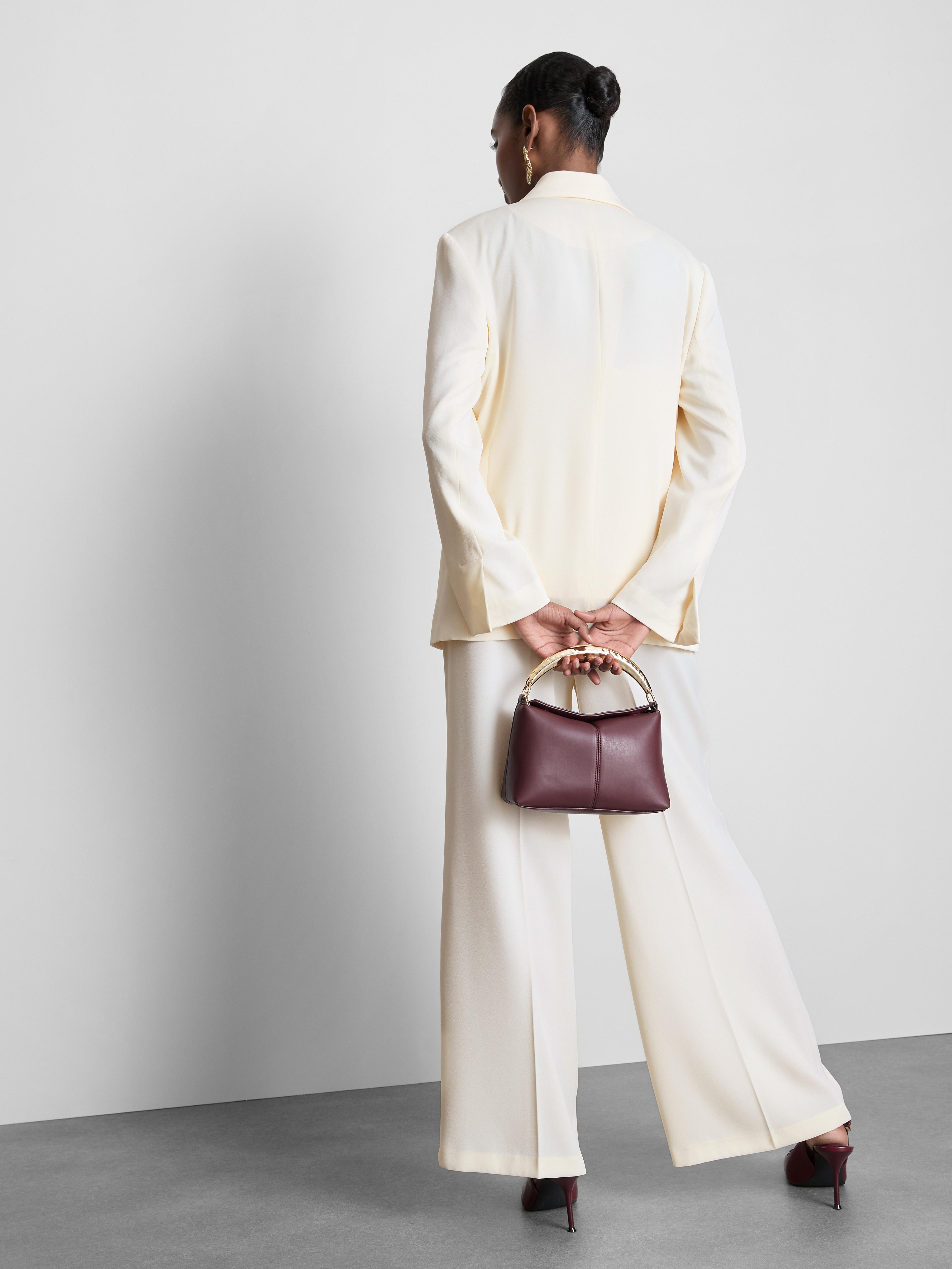 Blazer de satén de corte sastre