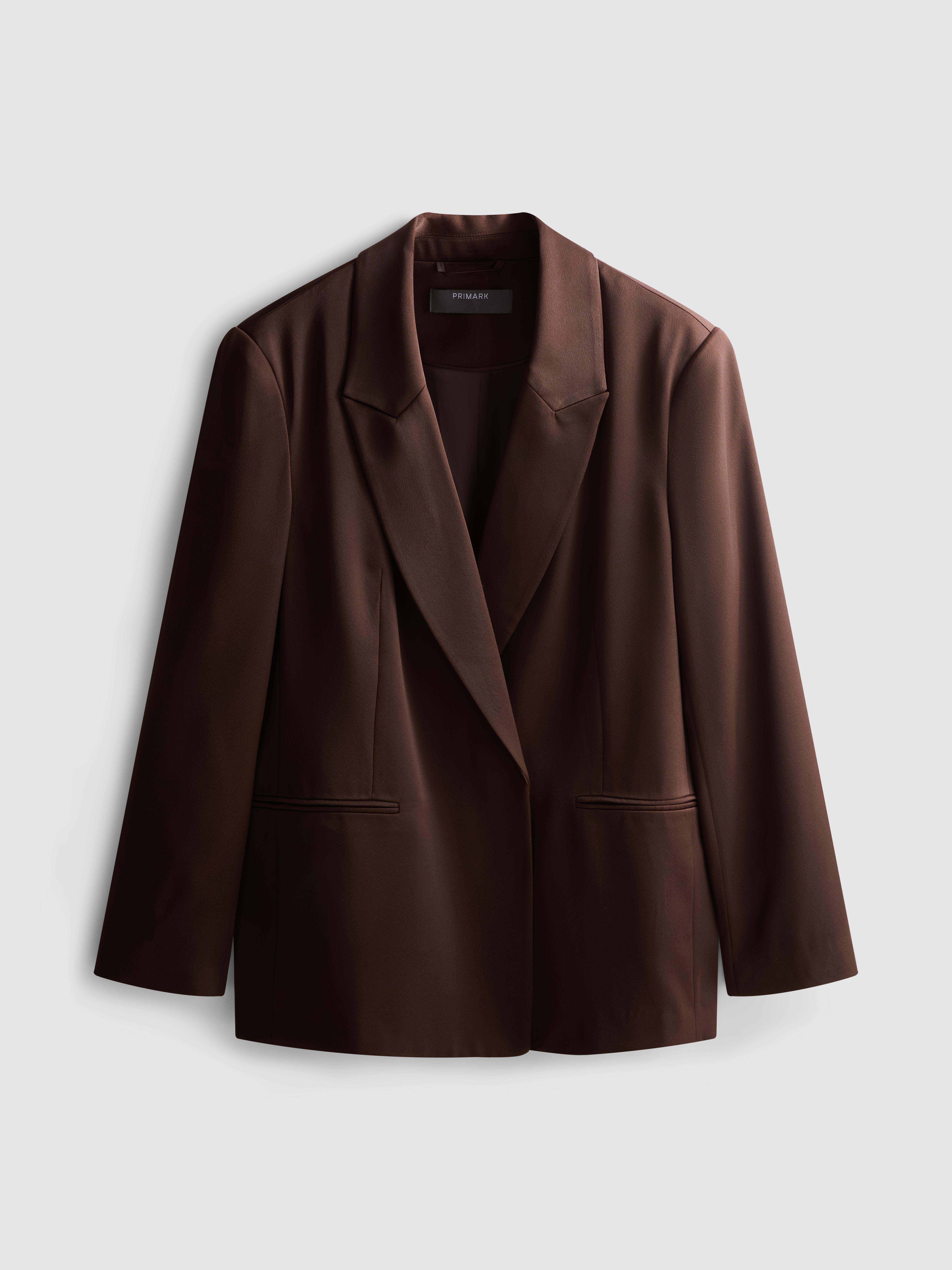 Blazer de satén de corte sastre