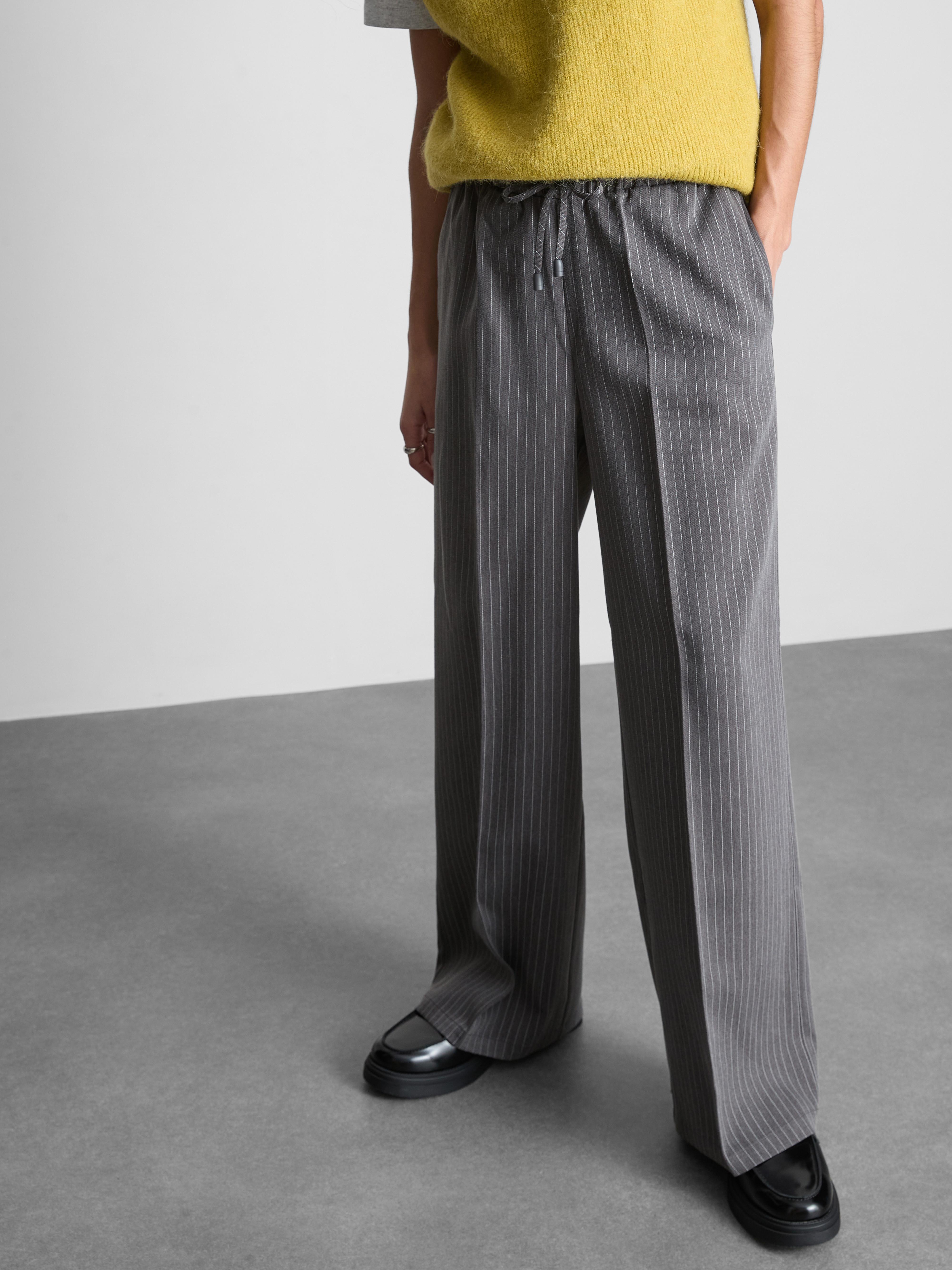 Pantaloni da tuta a gamba larga eleganti