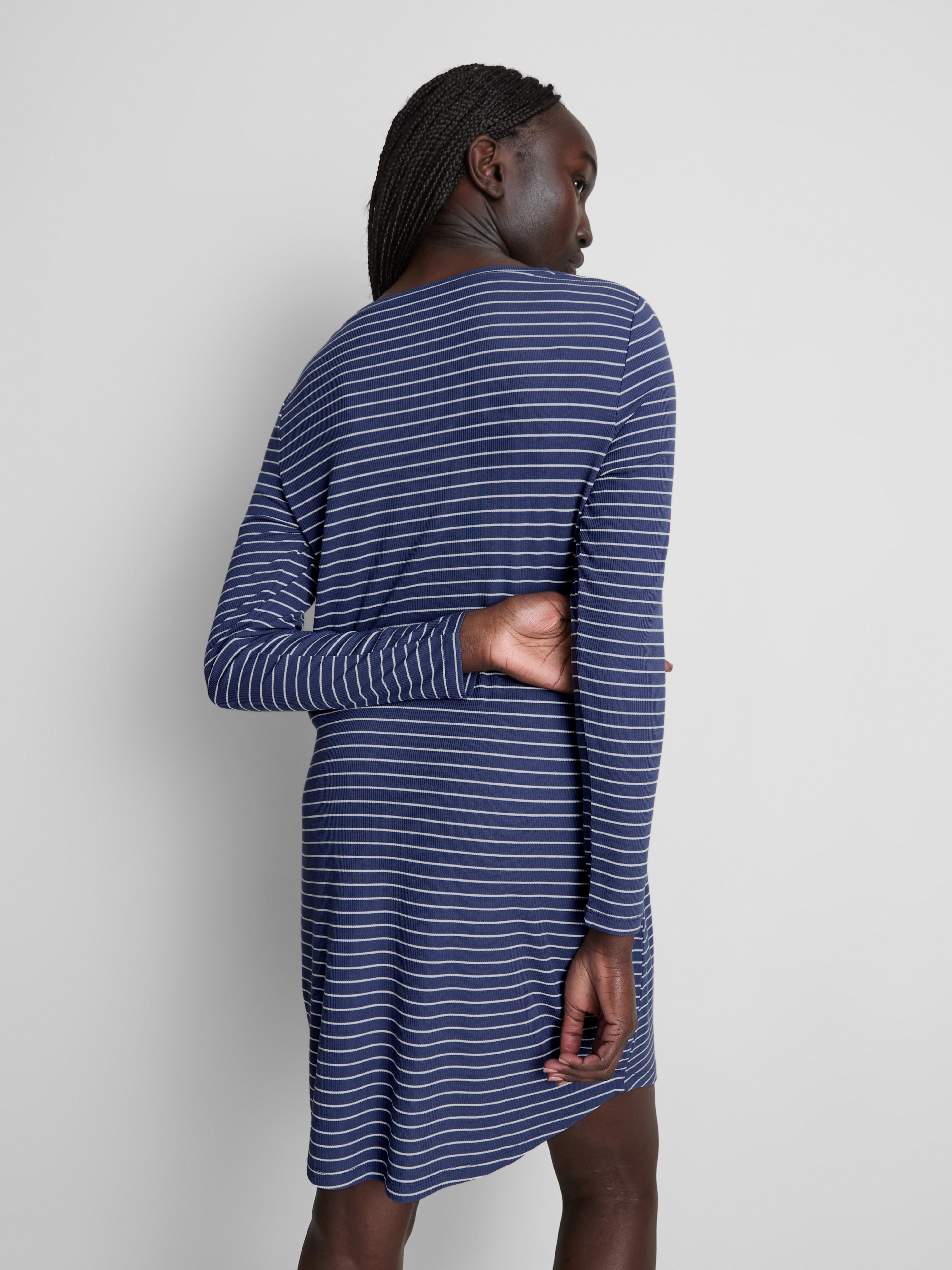 Chemise de nuit en modal mélangé à rayures