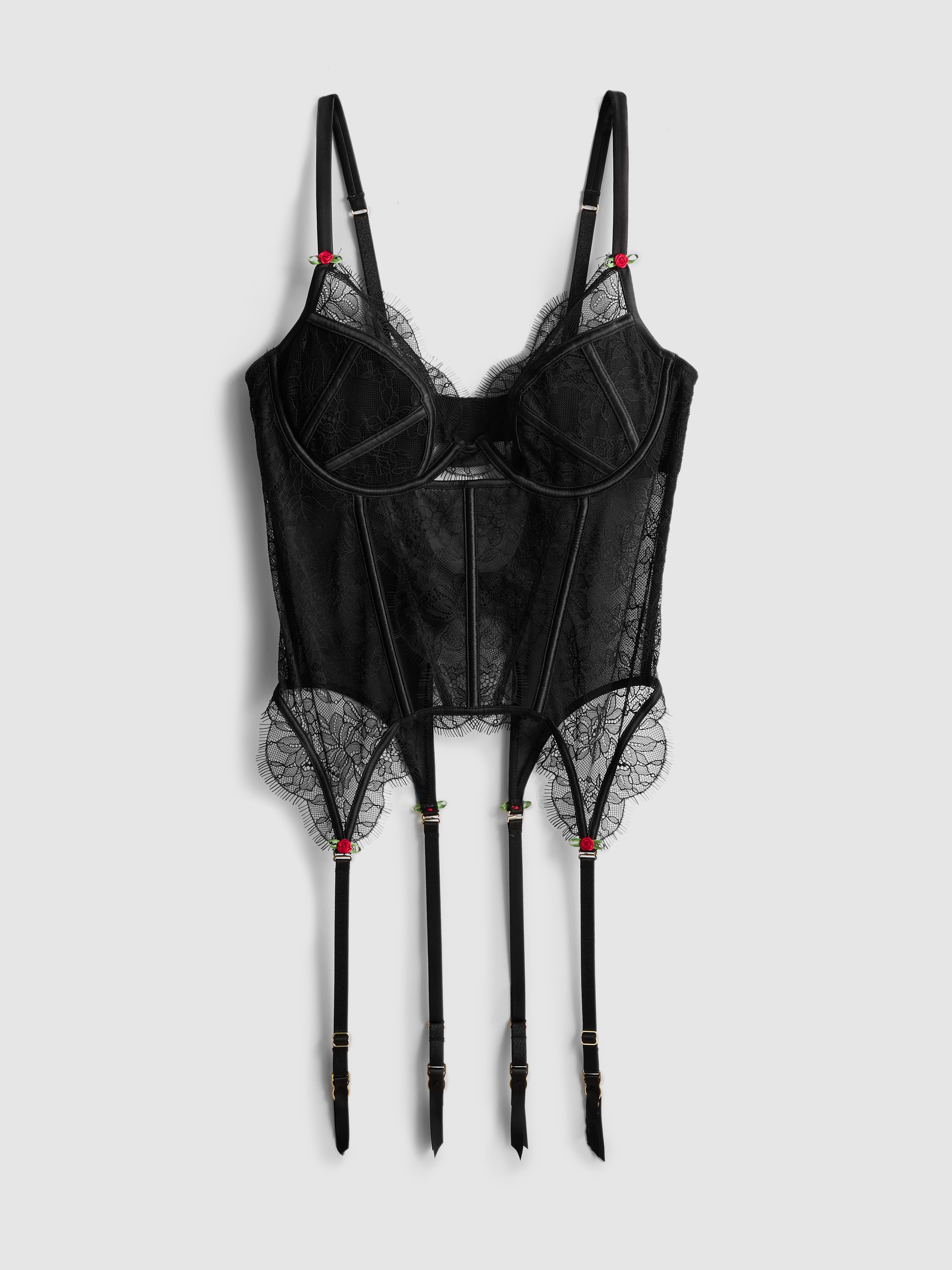 Guêpière noire en dentelle