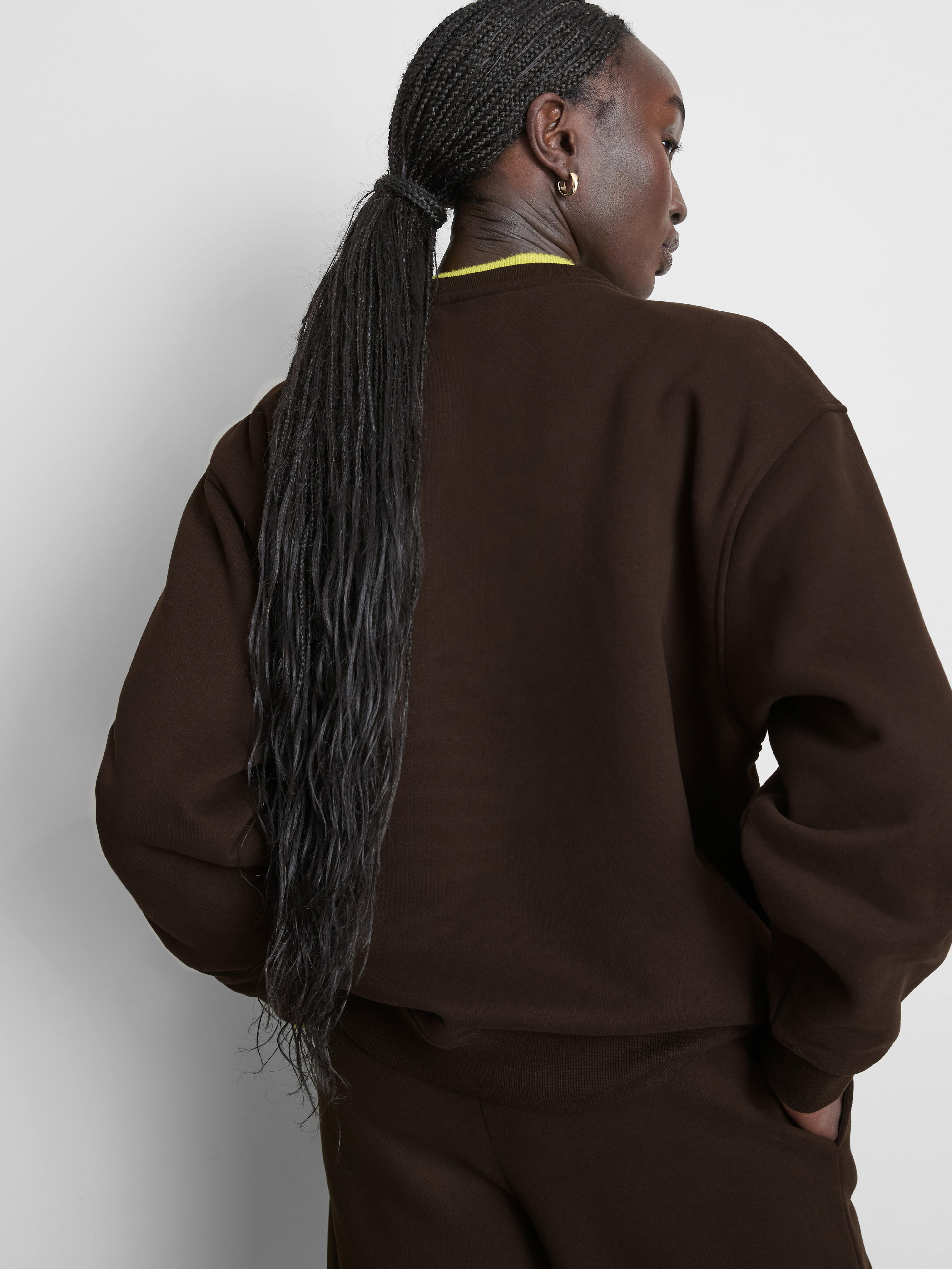 Women's Chocolate Peanuts Snoopy Graphic Sweatshirt