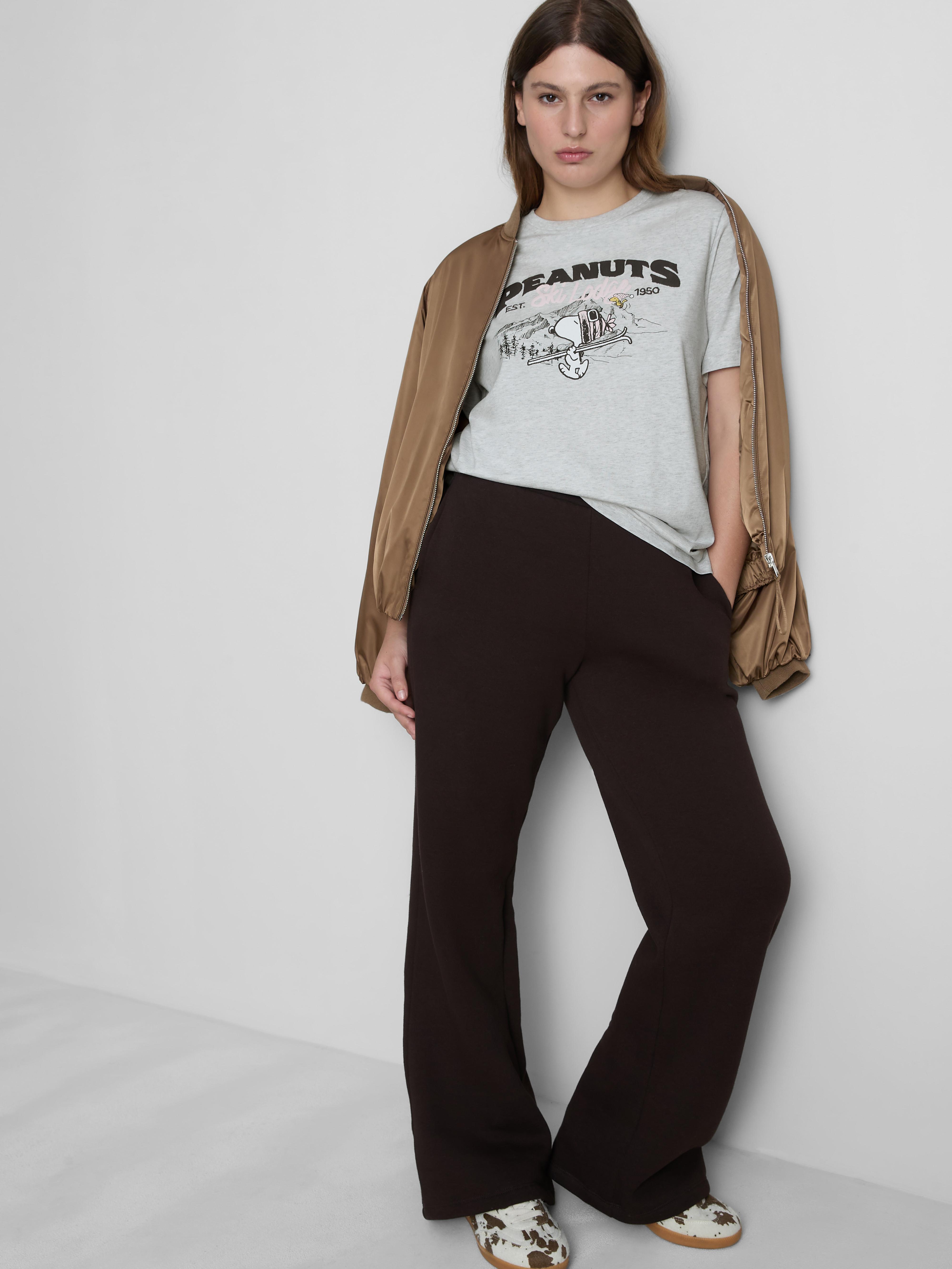 Peanuts Snoopy Graphic T-Shirt